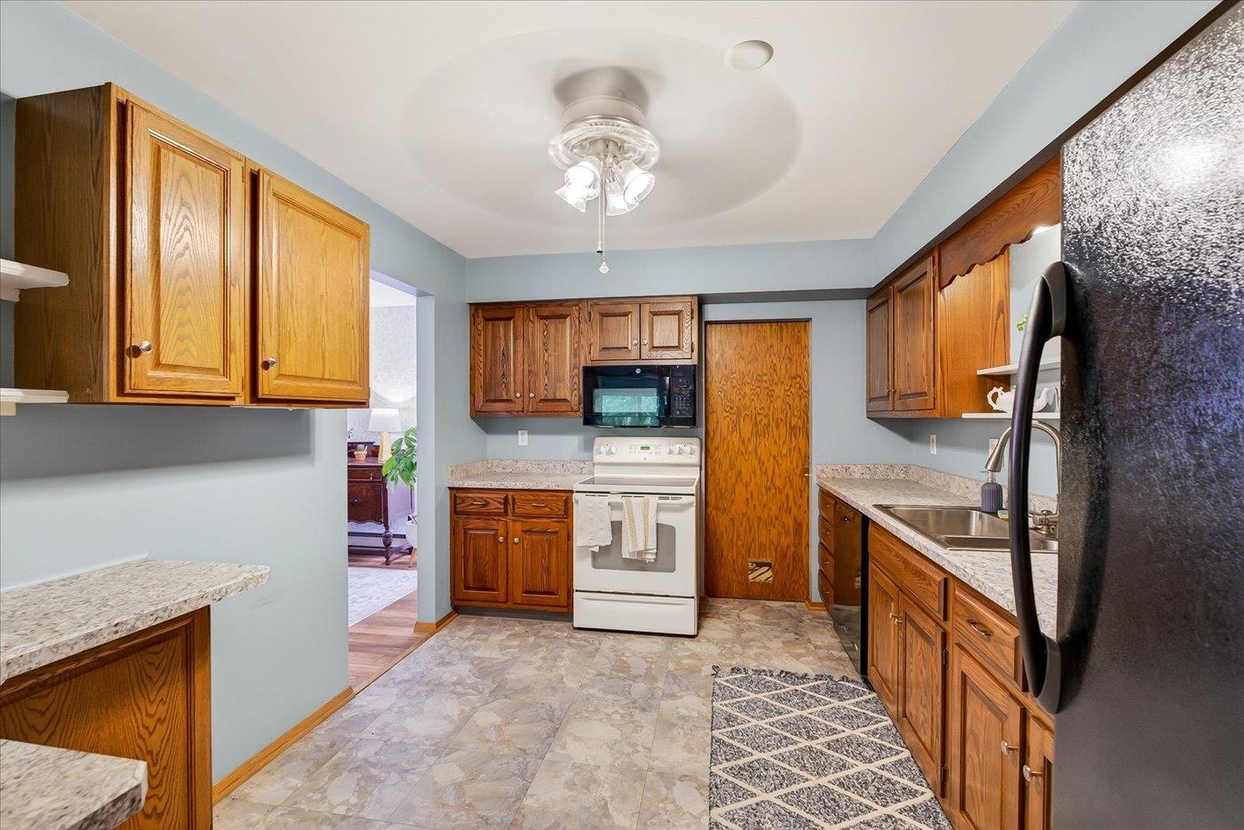 3108 Creek View Drive 5