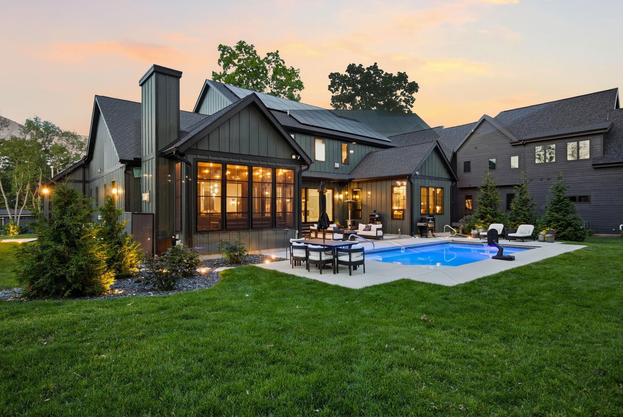 4937 Championship Circle