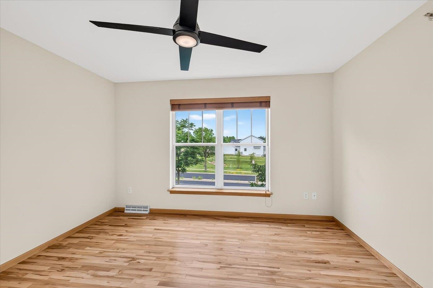 2779 Crinkle Root Drive