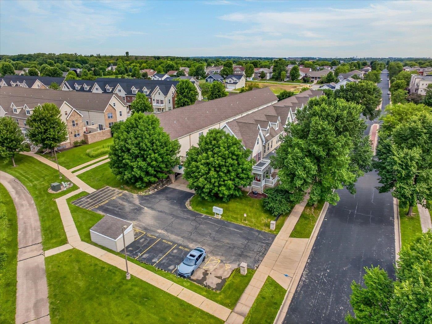 2779 Crinkle Root Drive