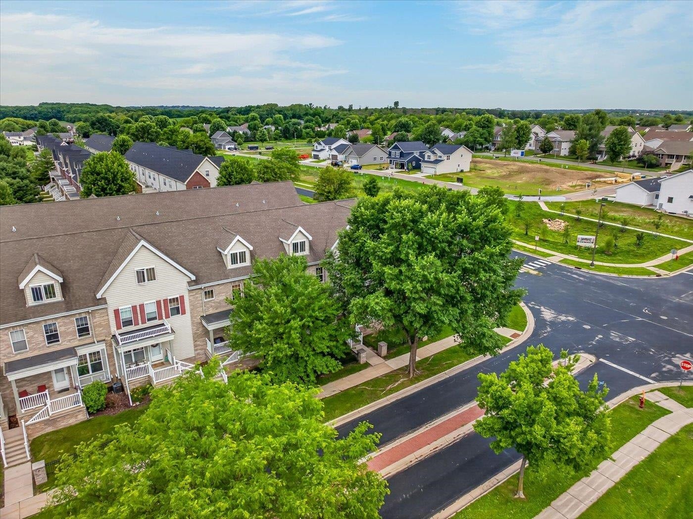 2779 Crinkle Root Drive