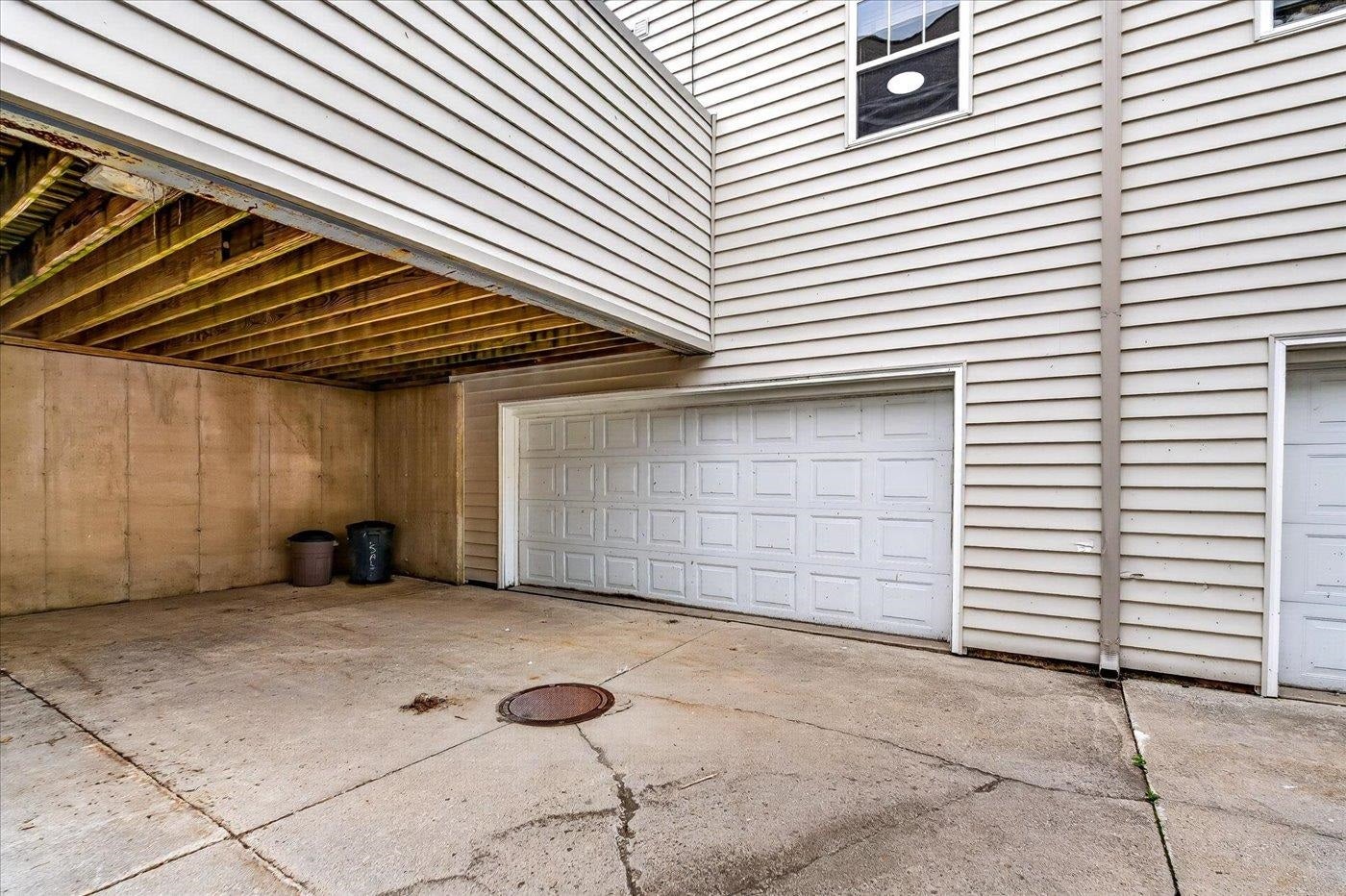 2779 Crinkle Root Drive