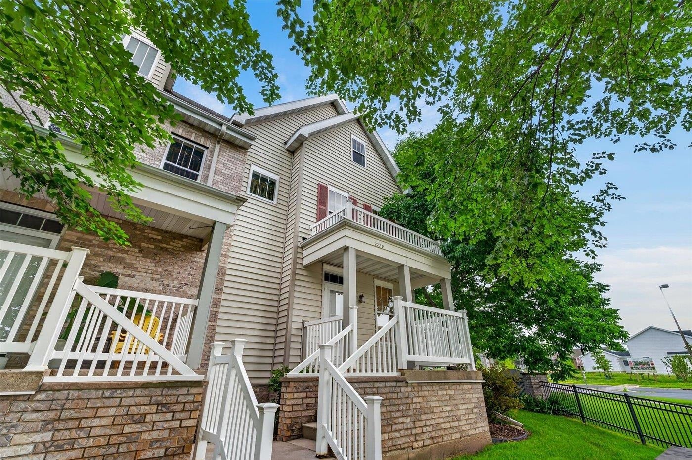 2779 Crinkle Root Drive