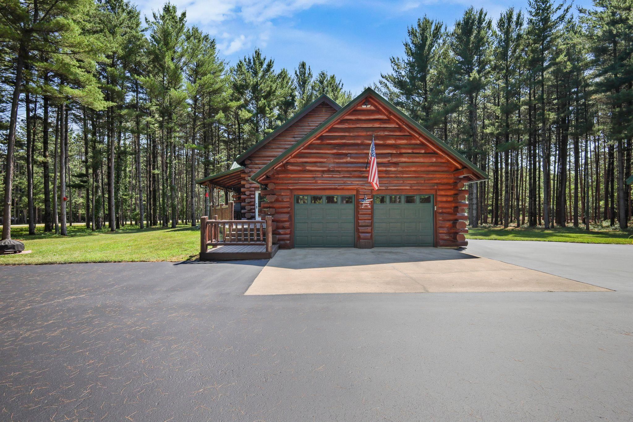 E4519 Maple Court