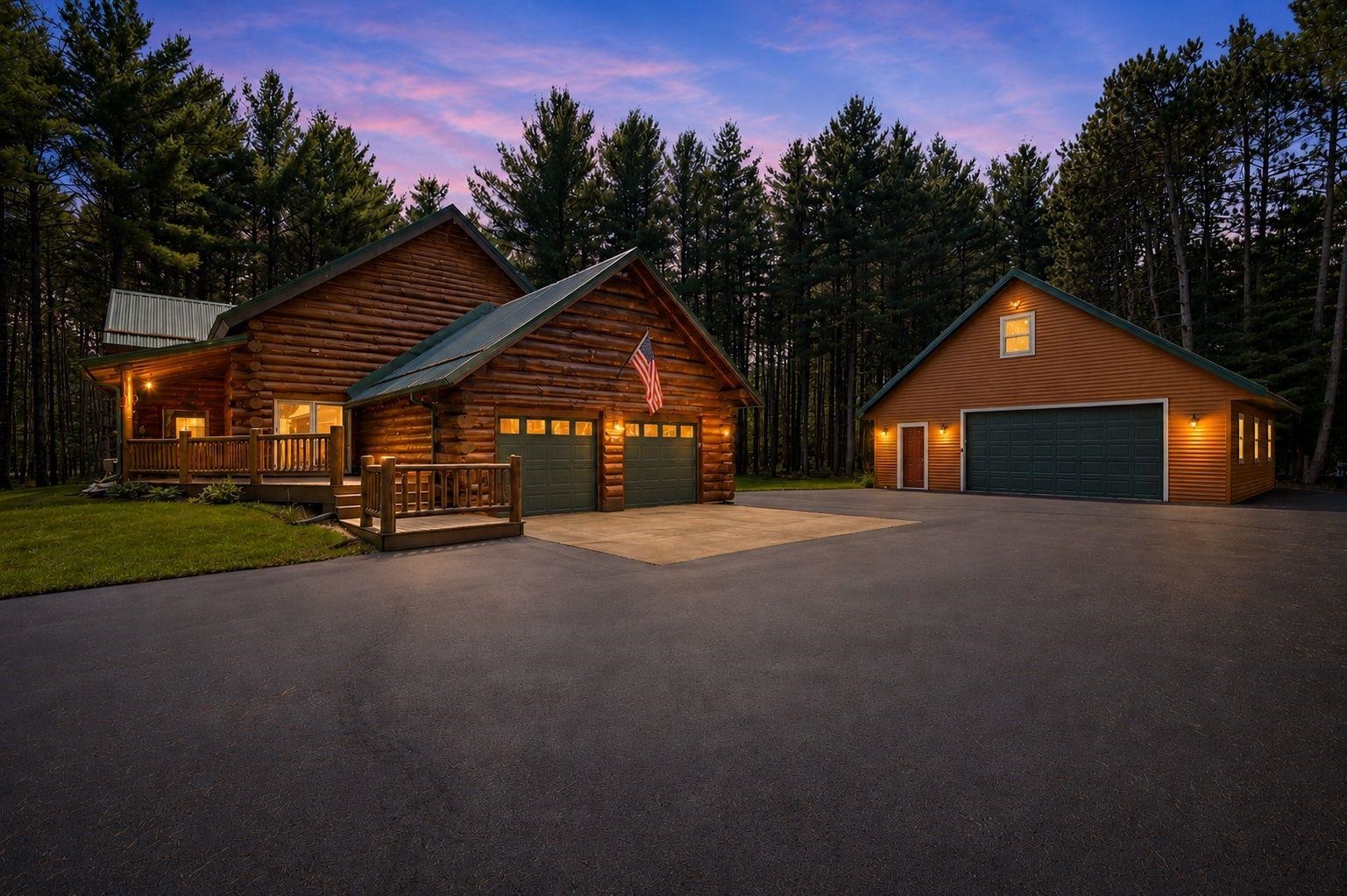 E4519 Maple Court