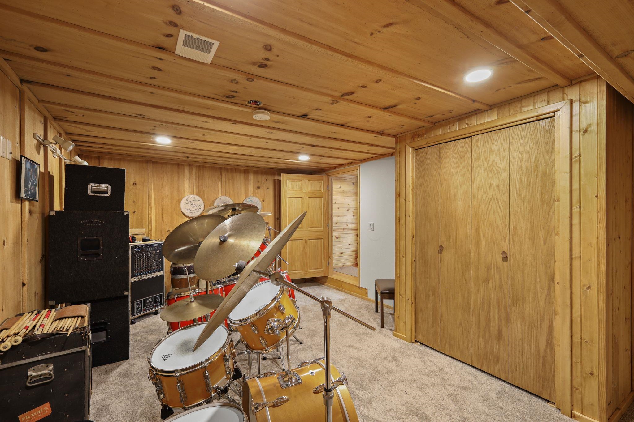 E4519 Maple Court