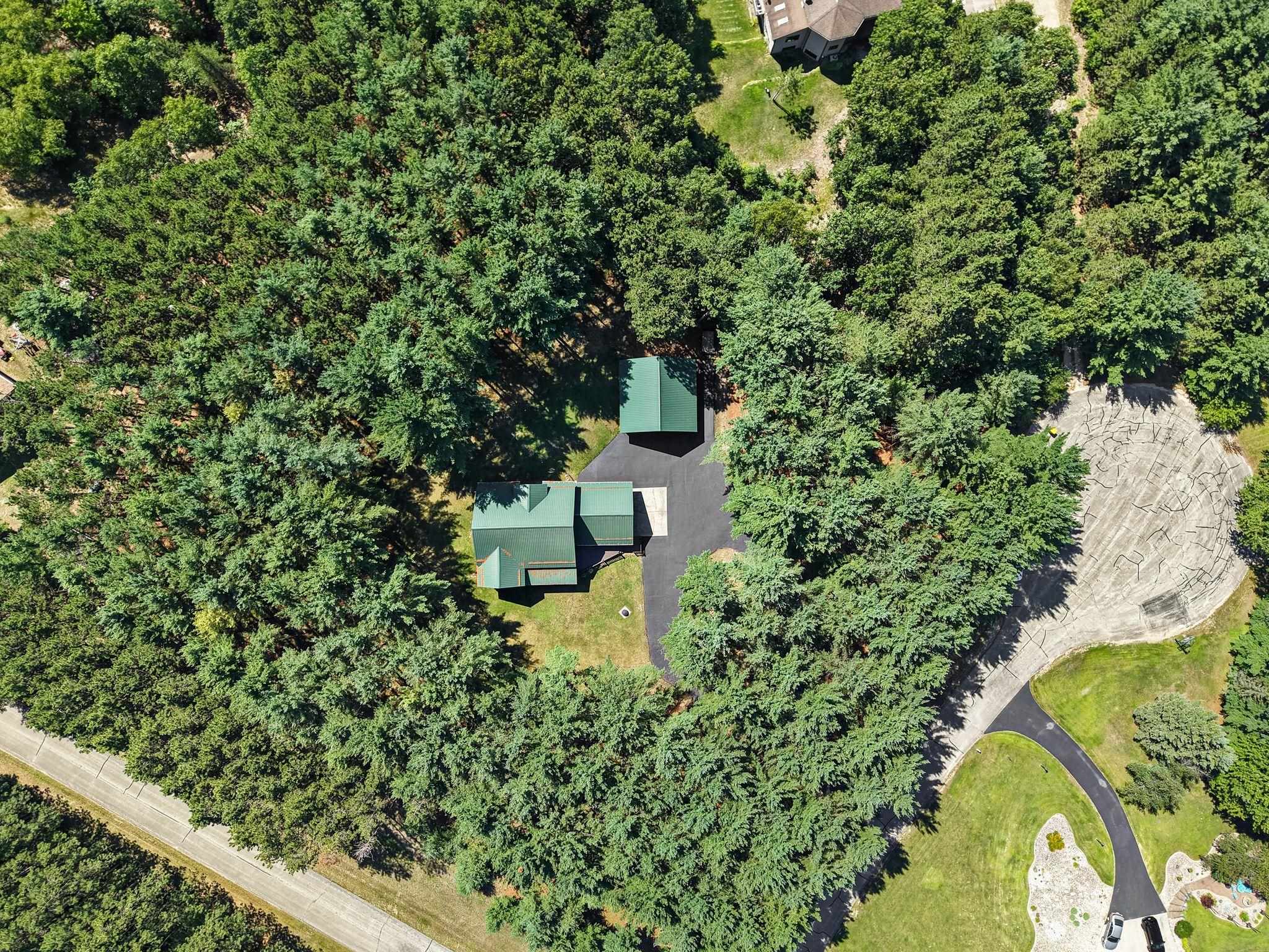E4519 Maple Court