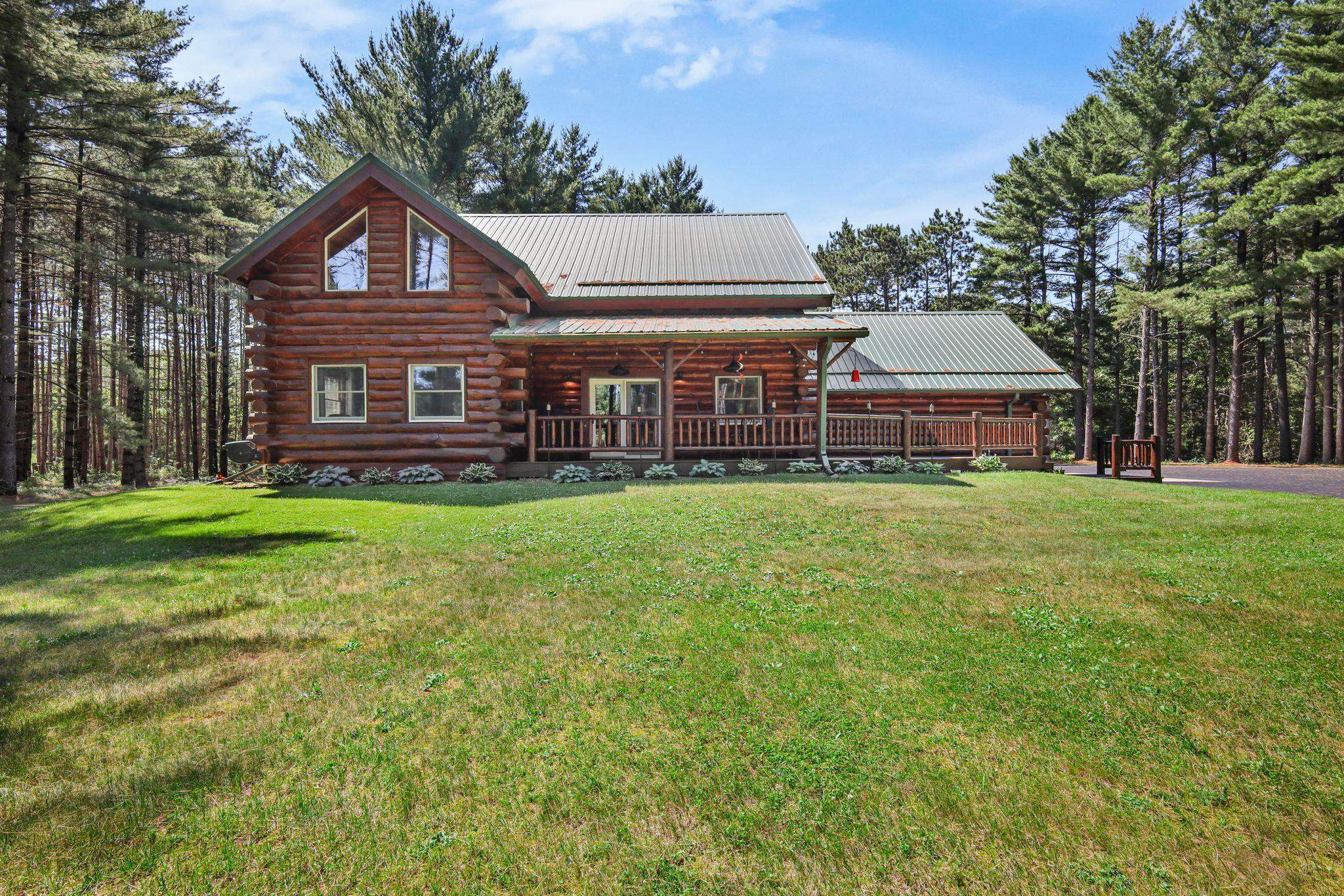 E4519 Maple Court