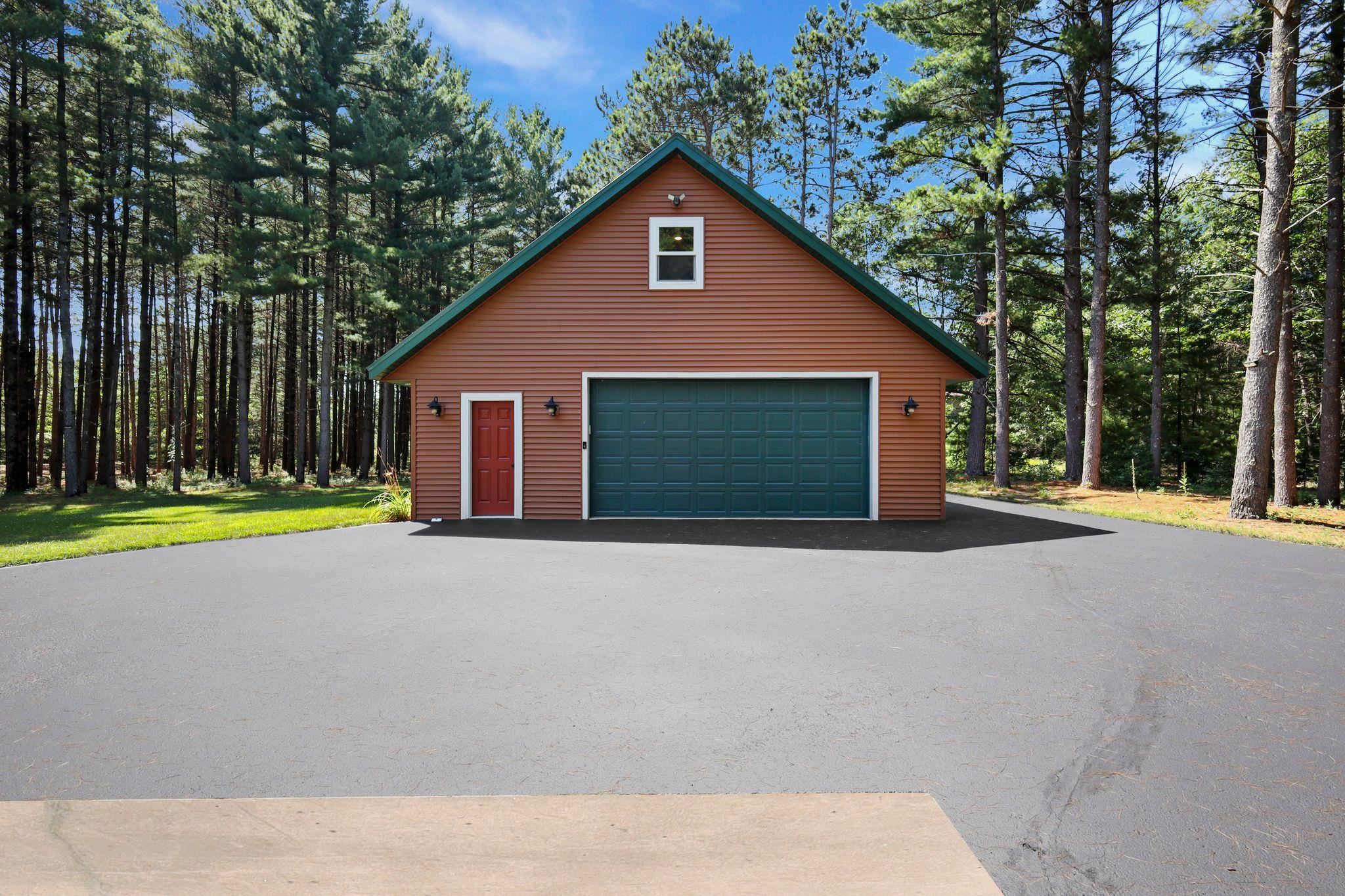 E4519 Maple Court