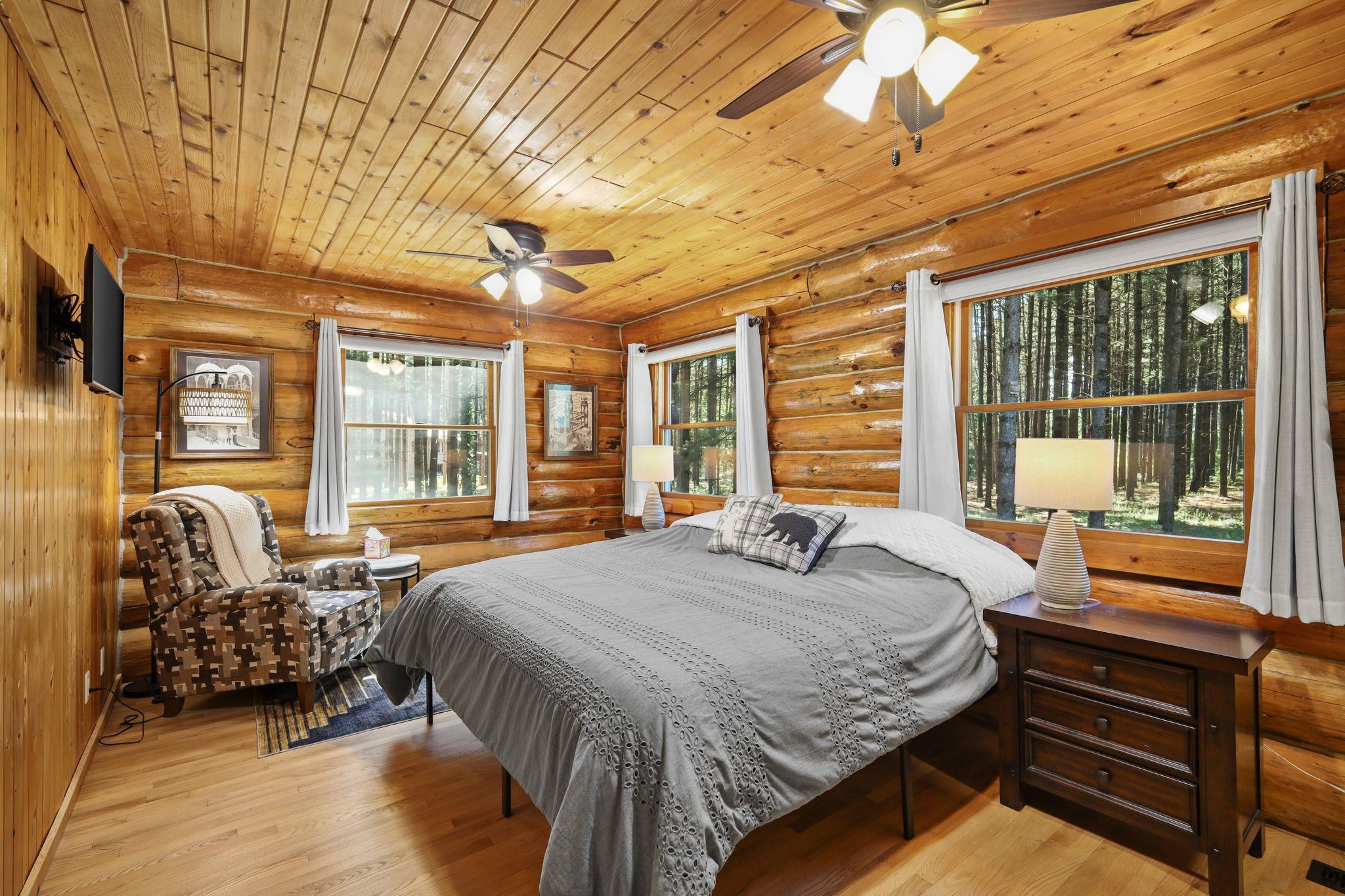 E4519 Maple Court