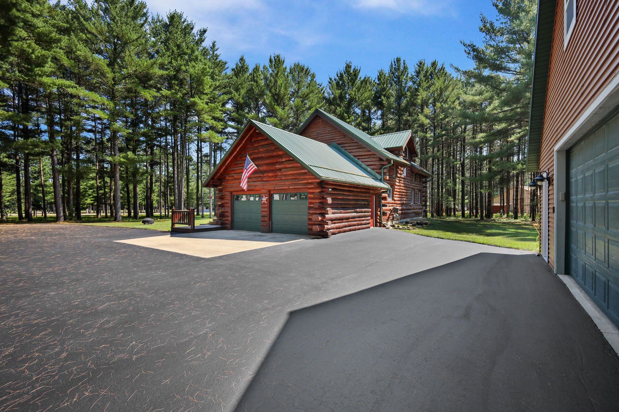 E4519 Maple Court