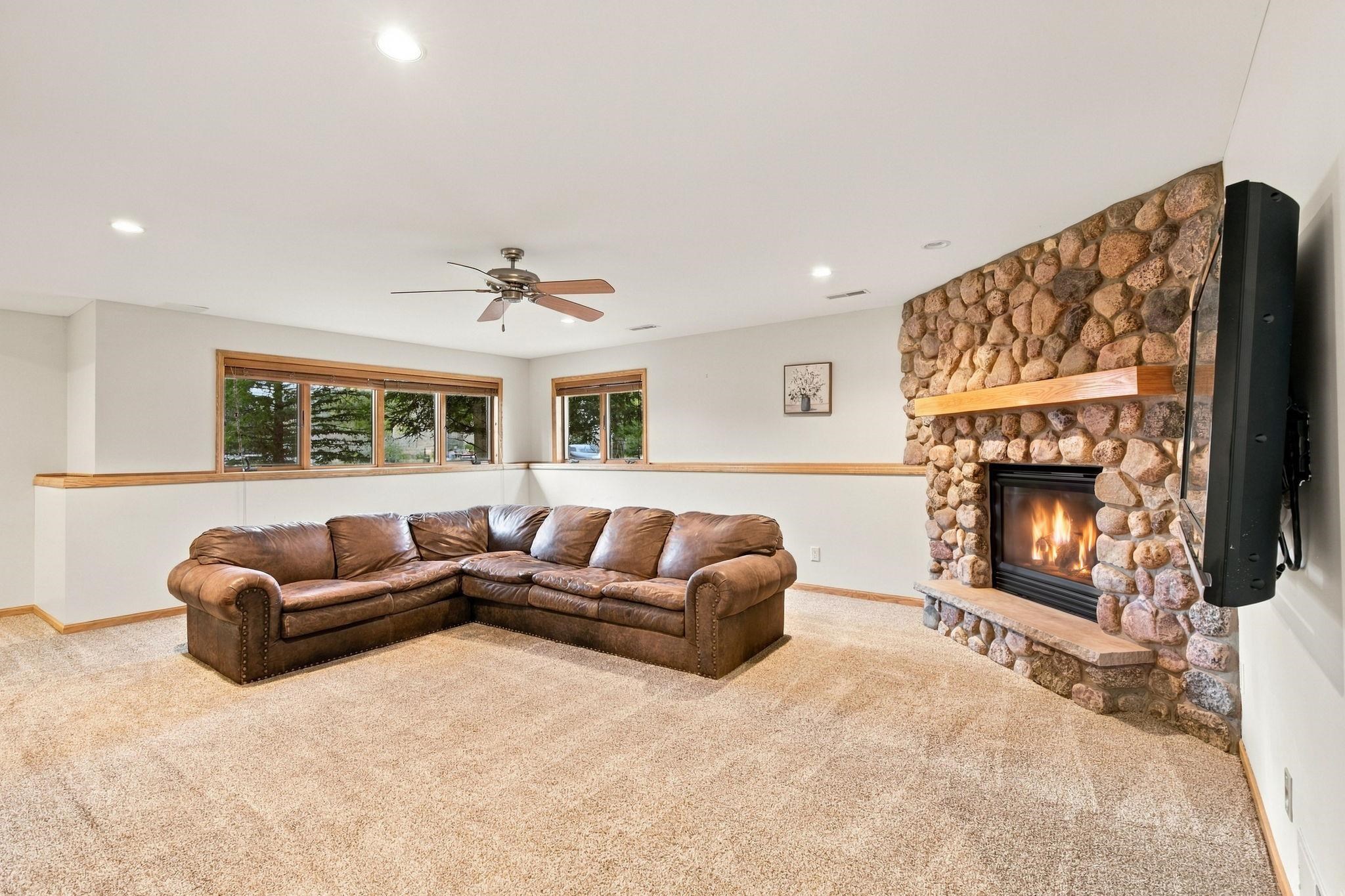 9514 Hill Creek Drive