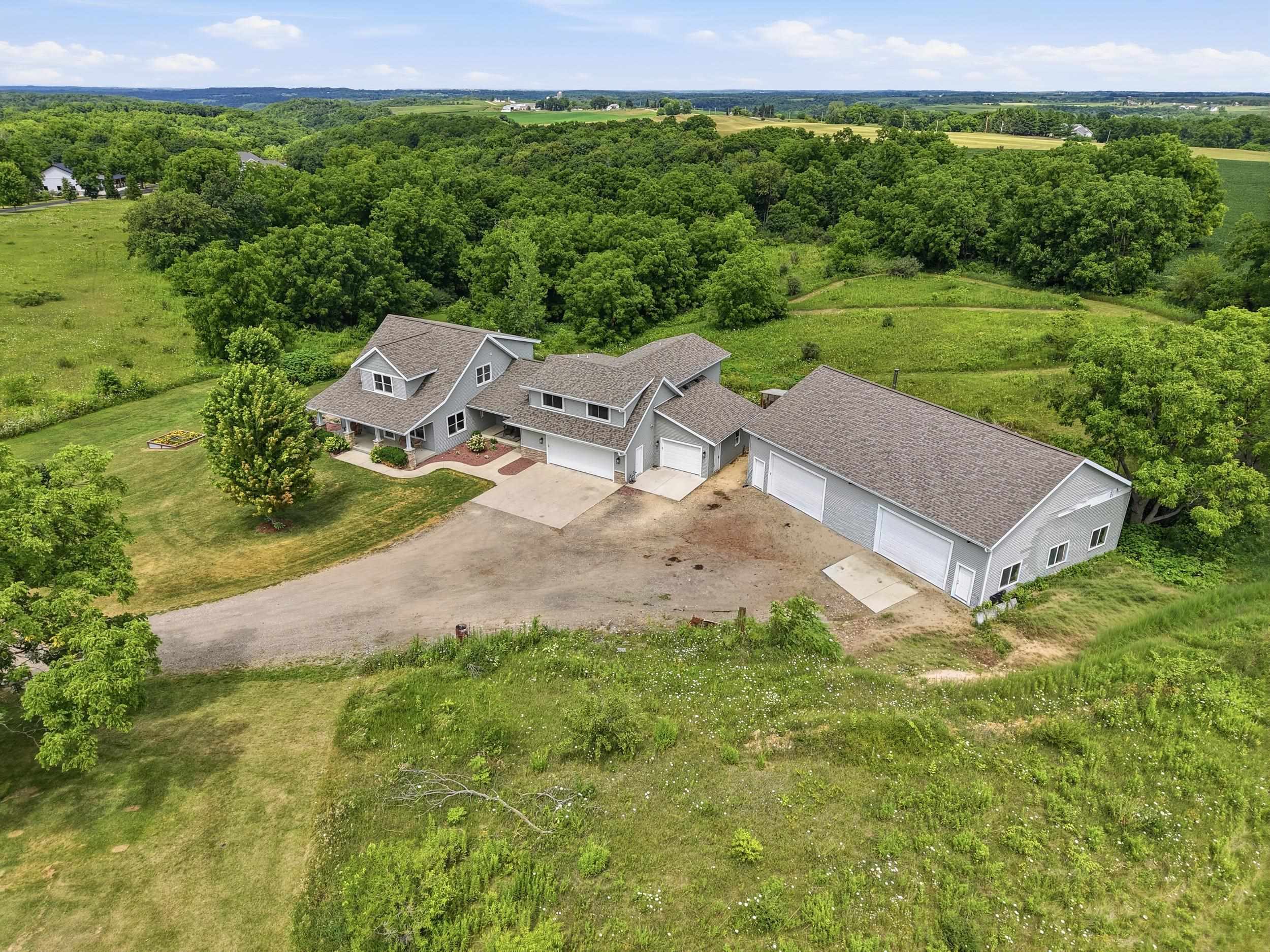 10250 County Road ID