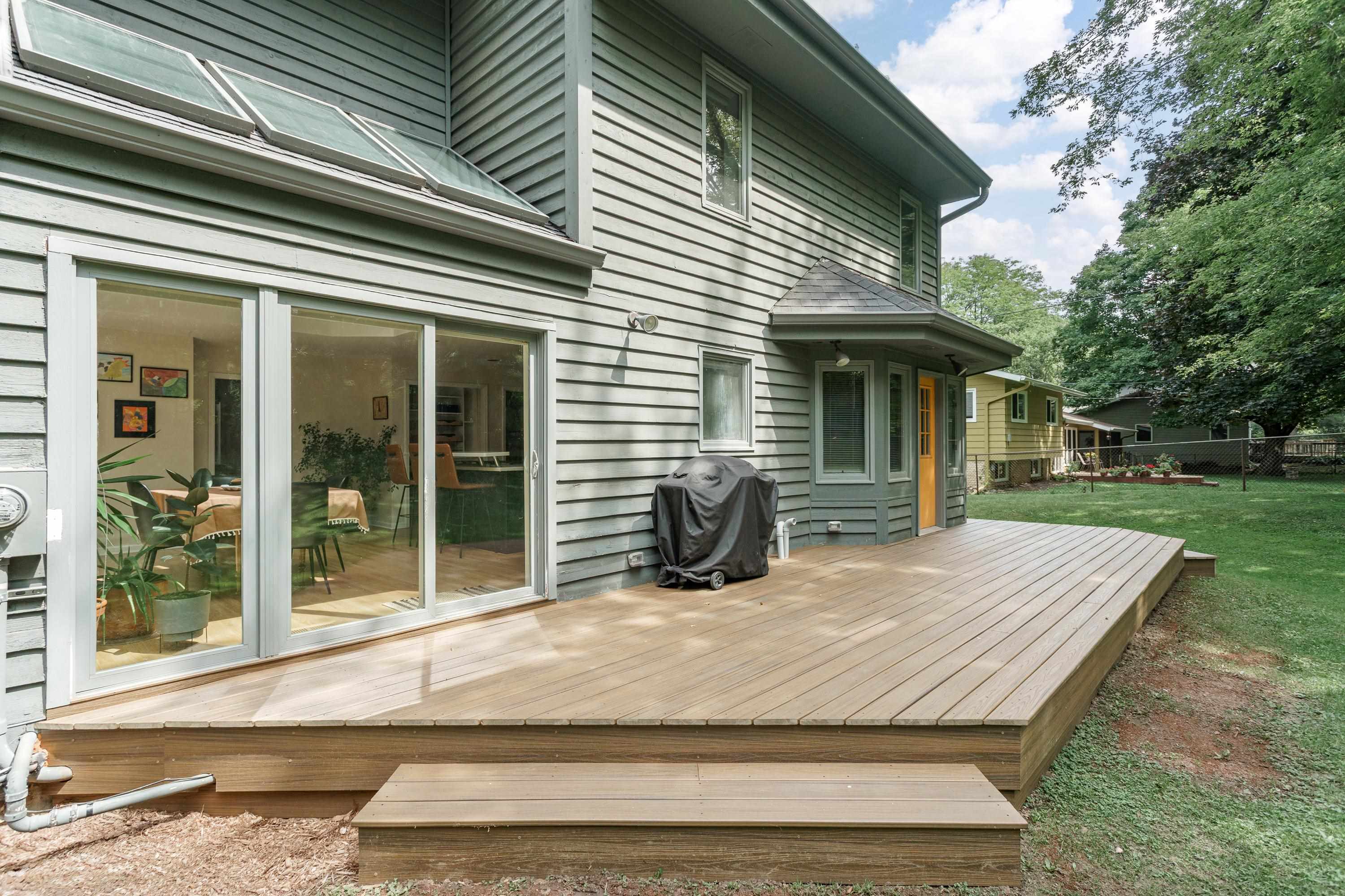 5809 Hempstead Road