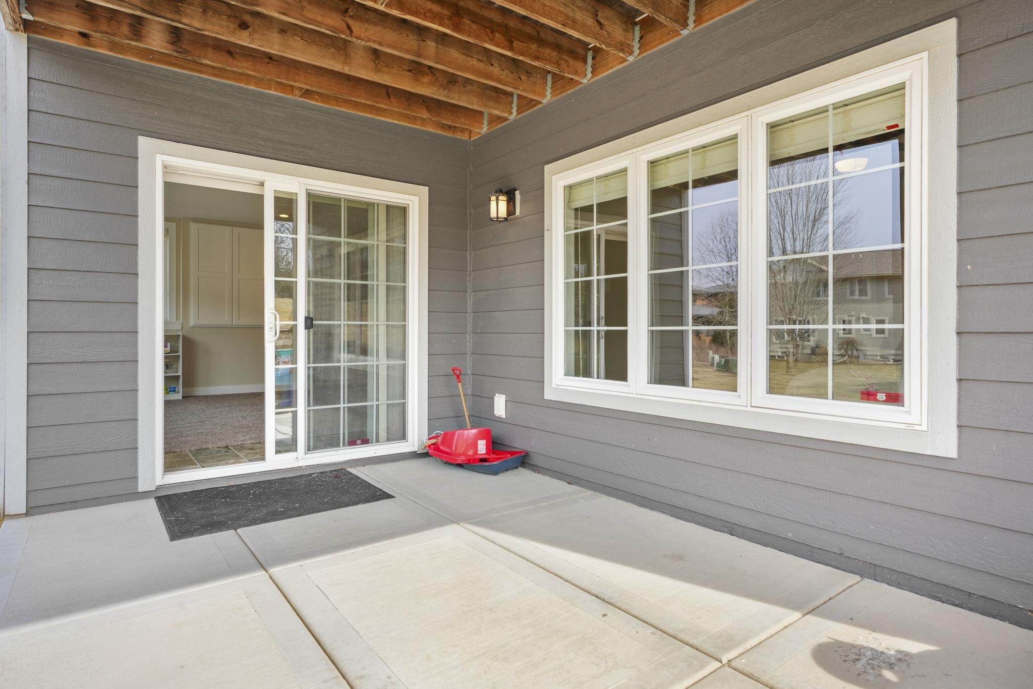 13 Arboredge Way