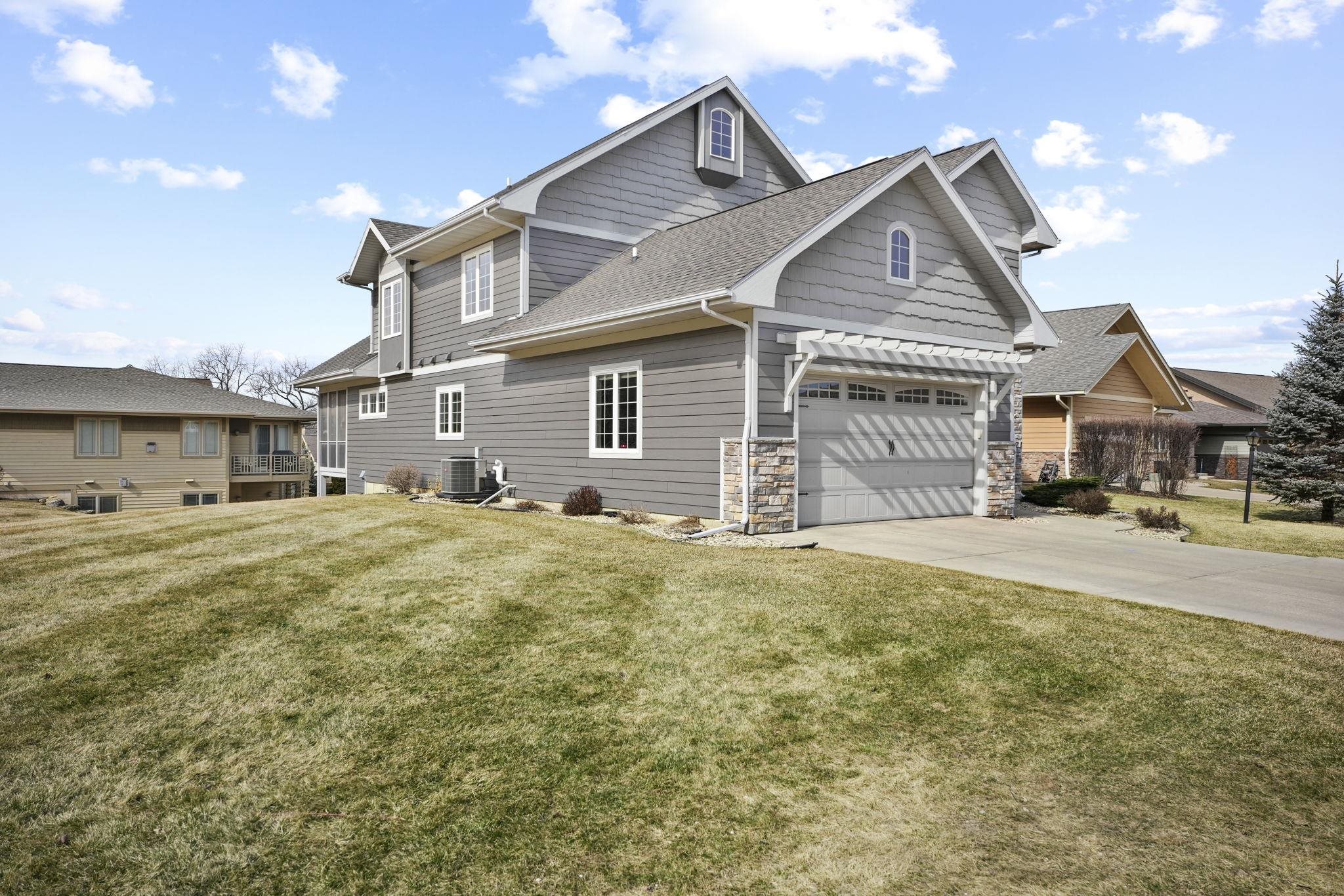 13 Arboredge Way