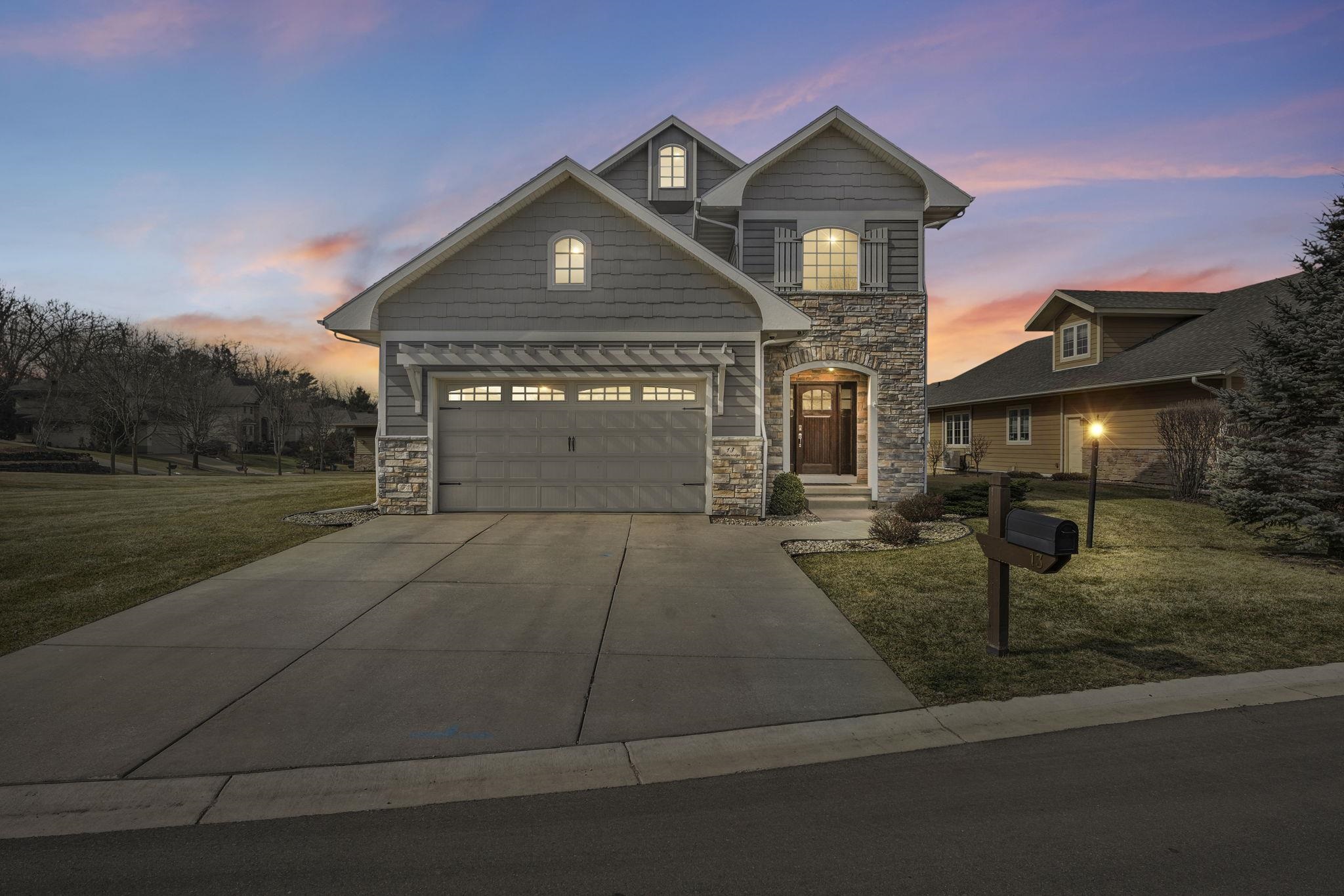 13 Arboredge Way