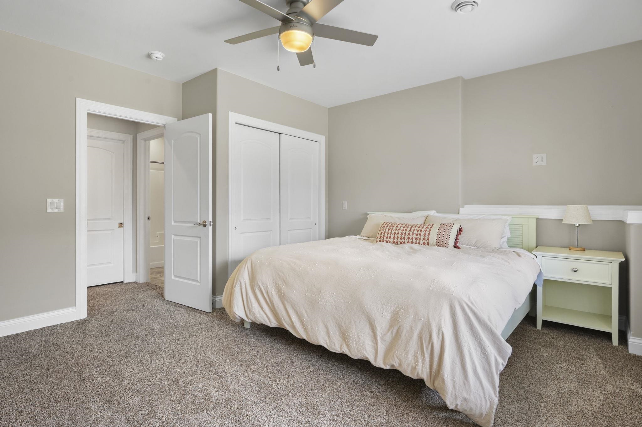 13 Arboredge Way
