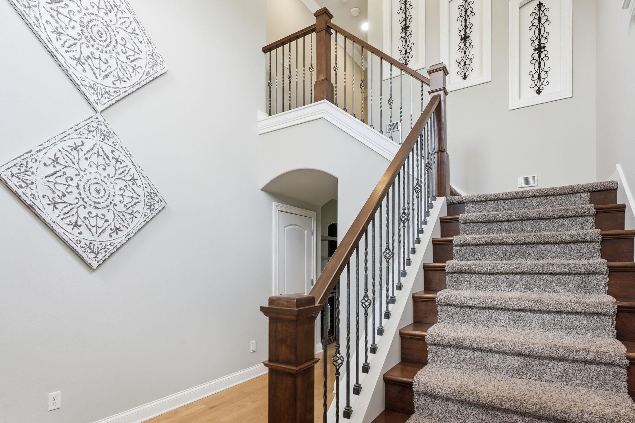 13 Arboredge Way