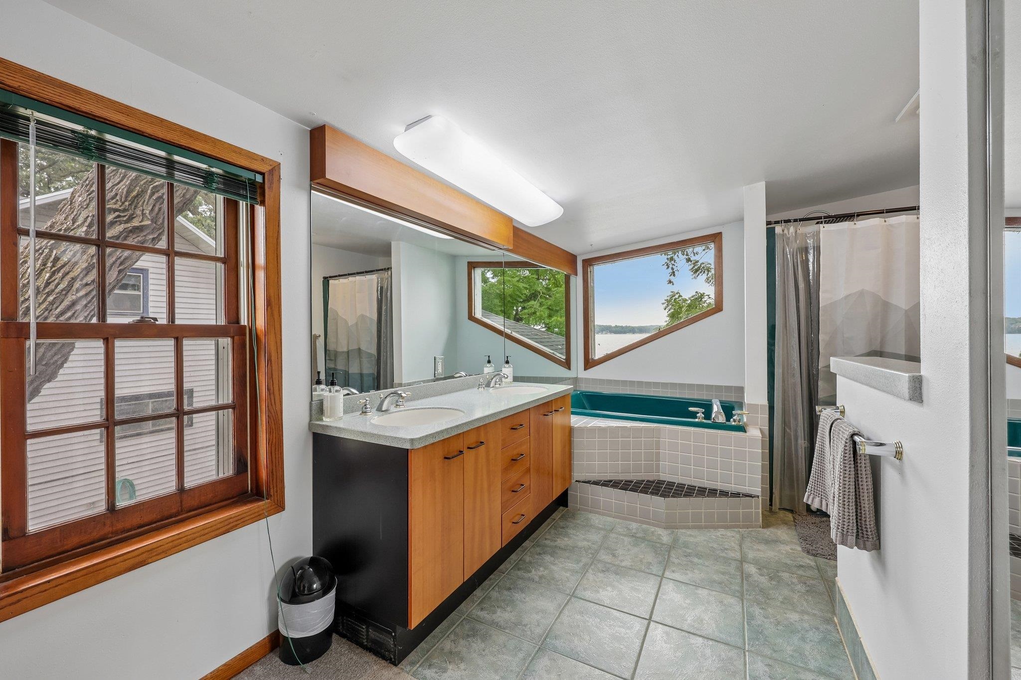 2946 Waubesa Avenue