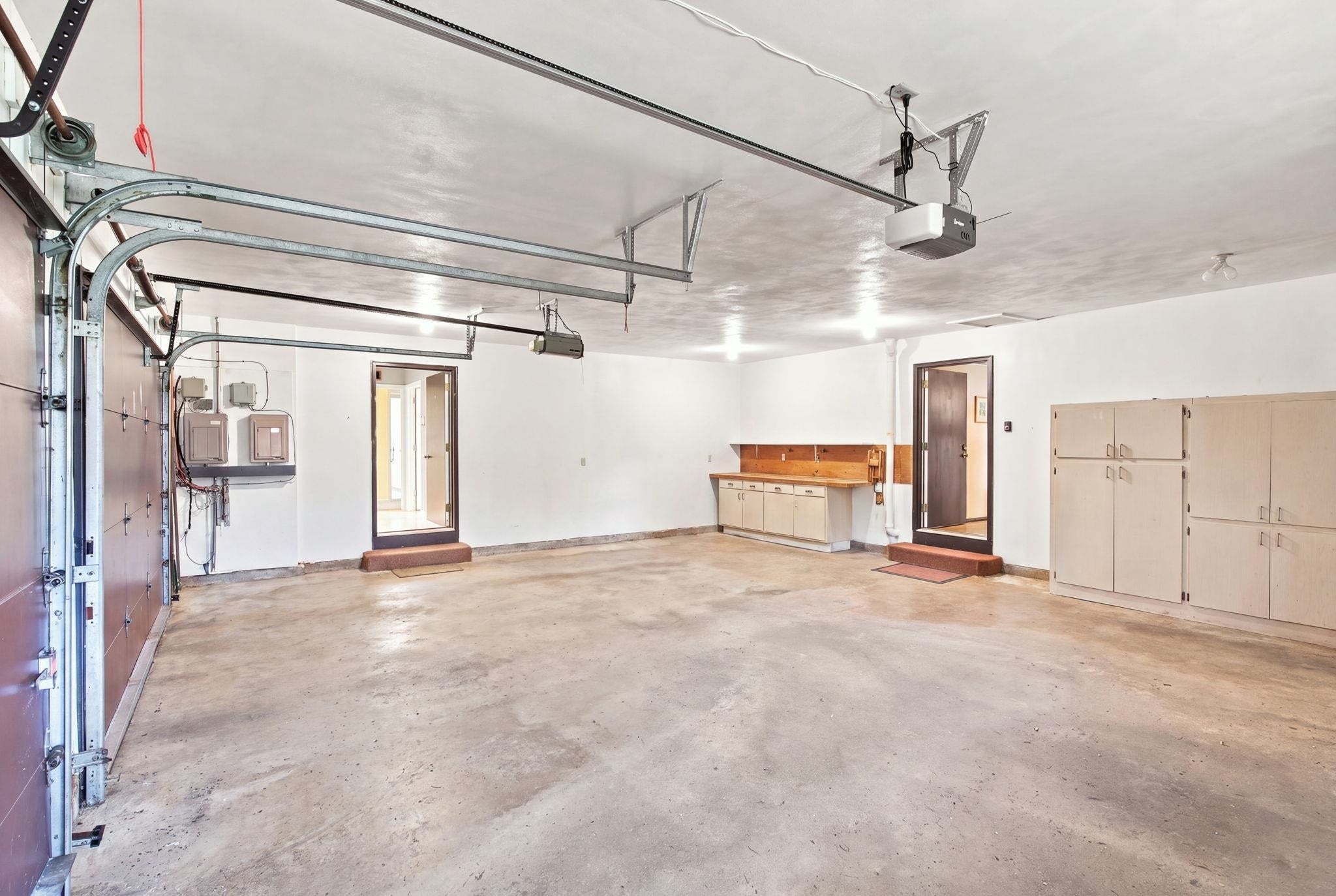 2606/2608 Baer Street