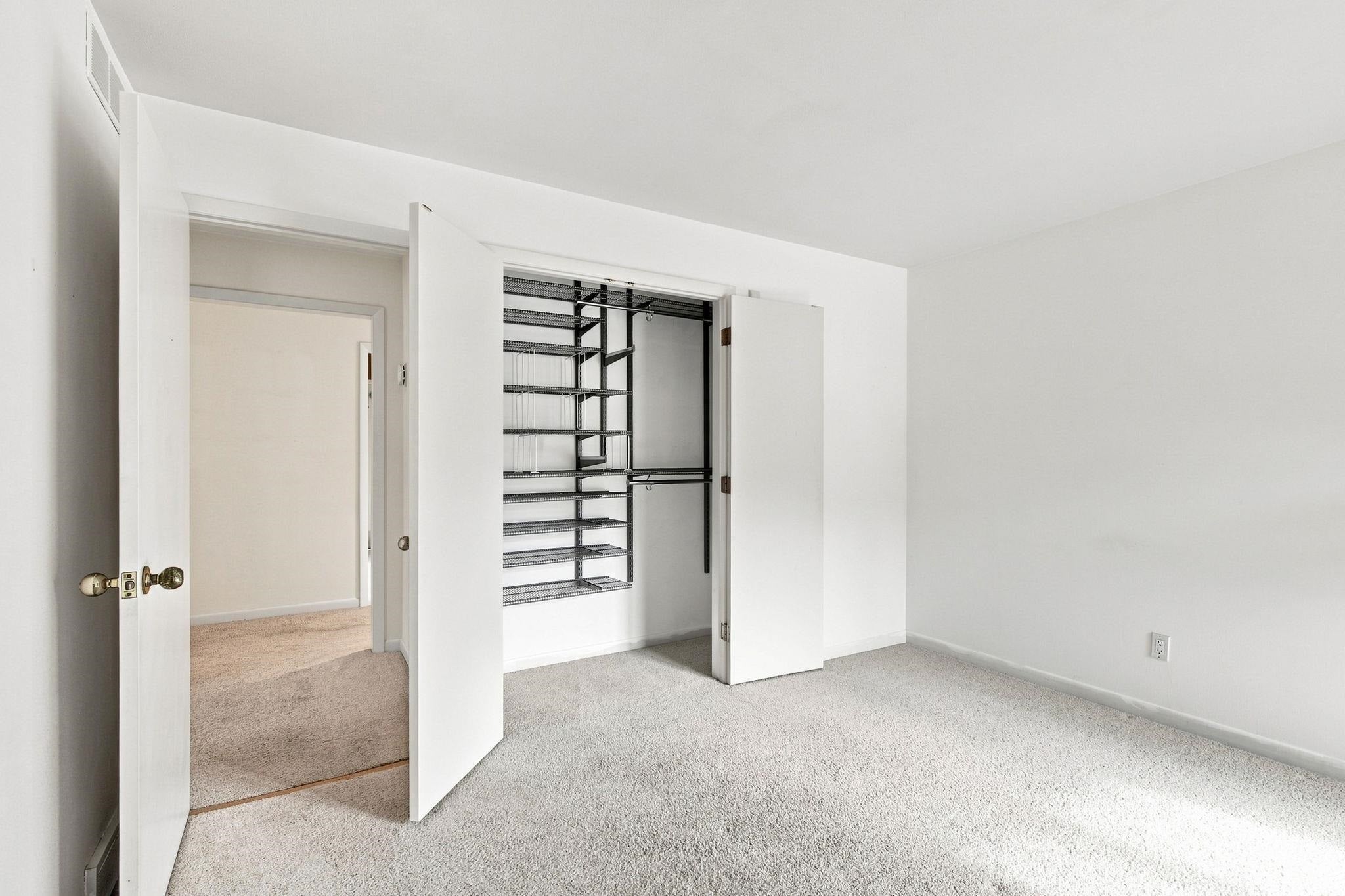 2606/2608 Baer Street
