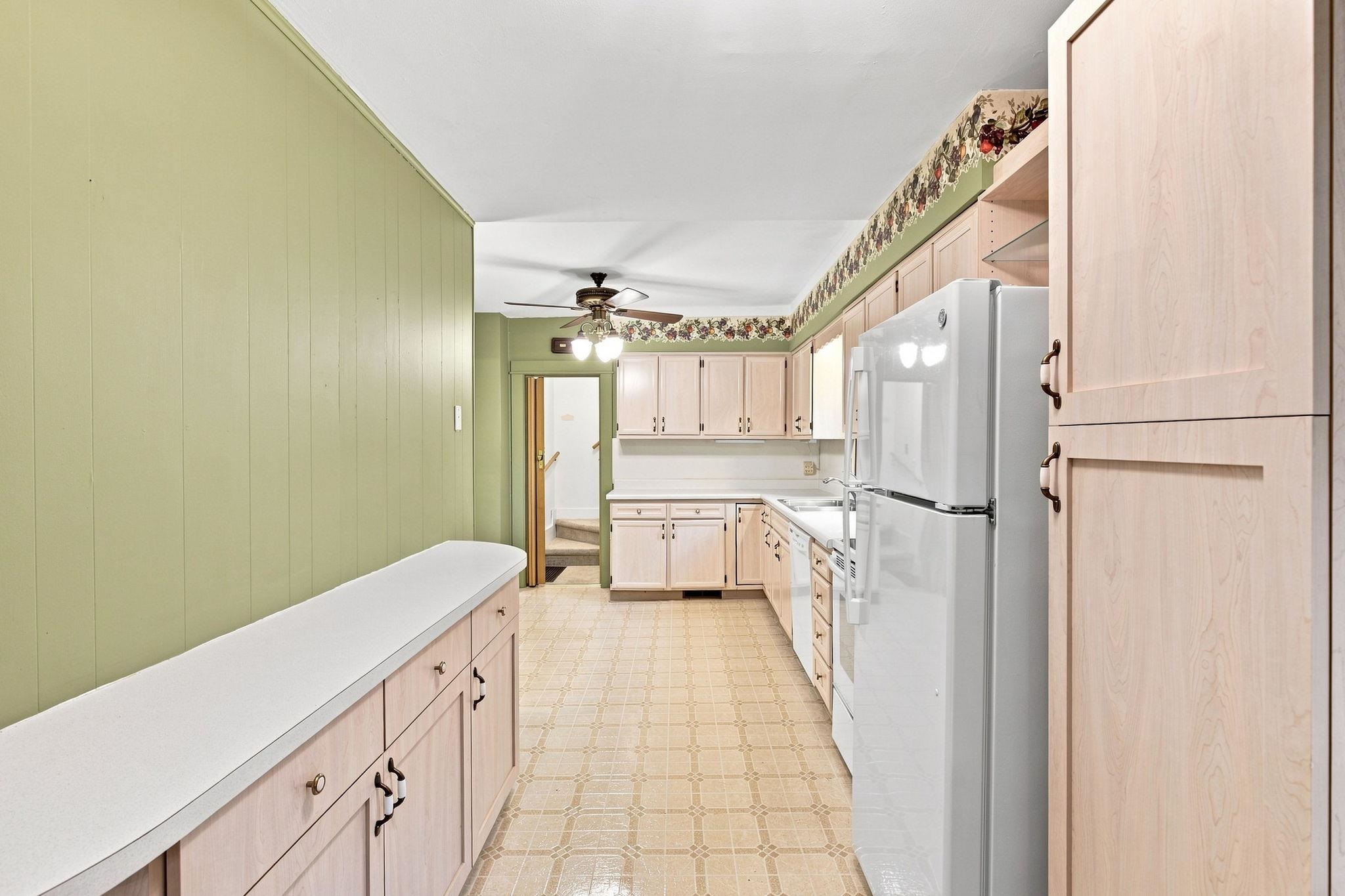 54 S Marquette Street