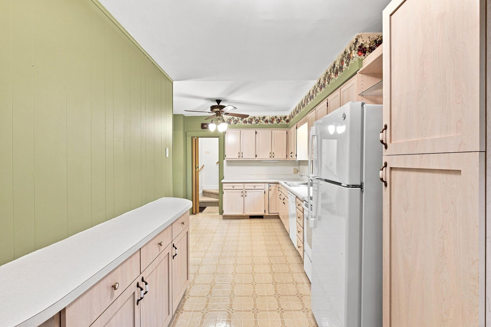 54 S Marquette Street