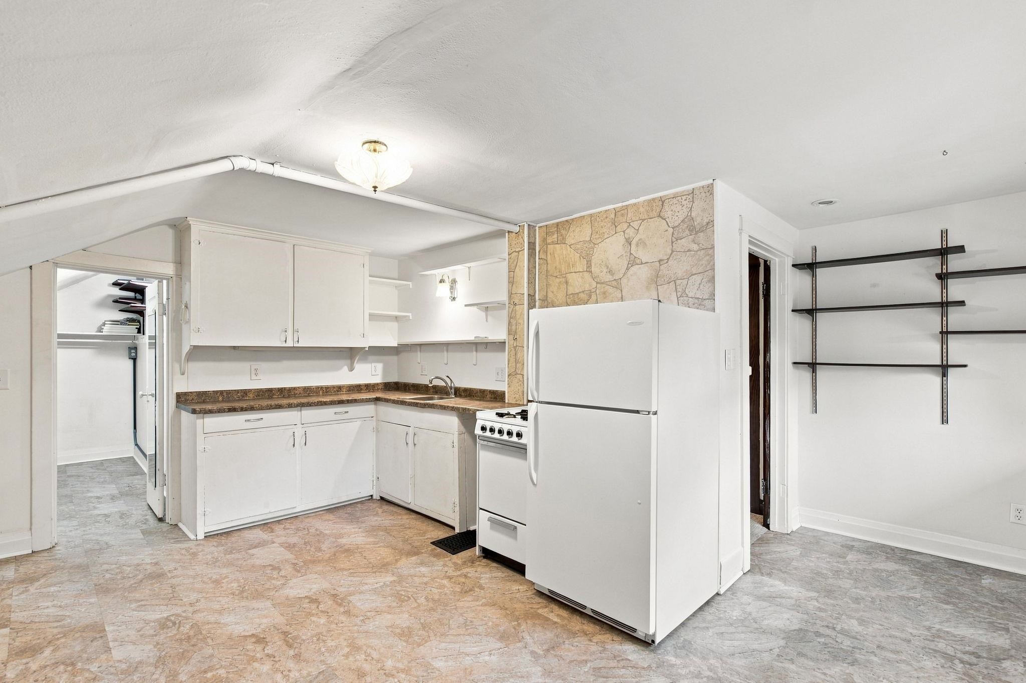 54 S Marquette Street