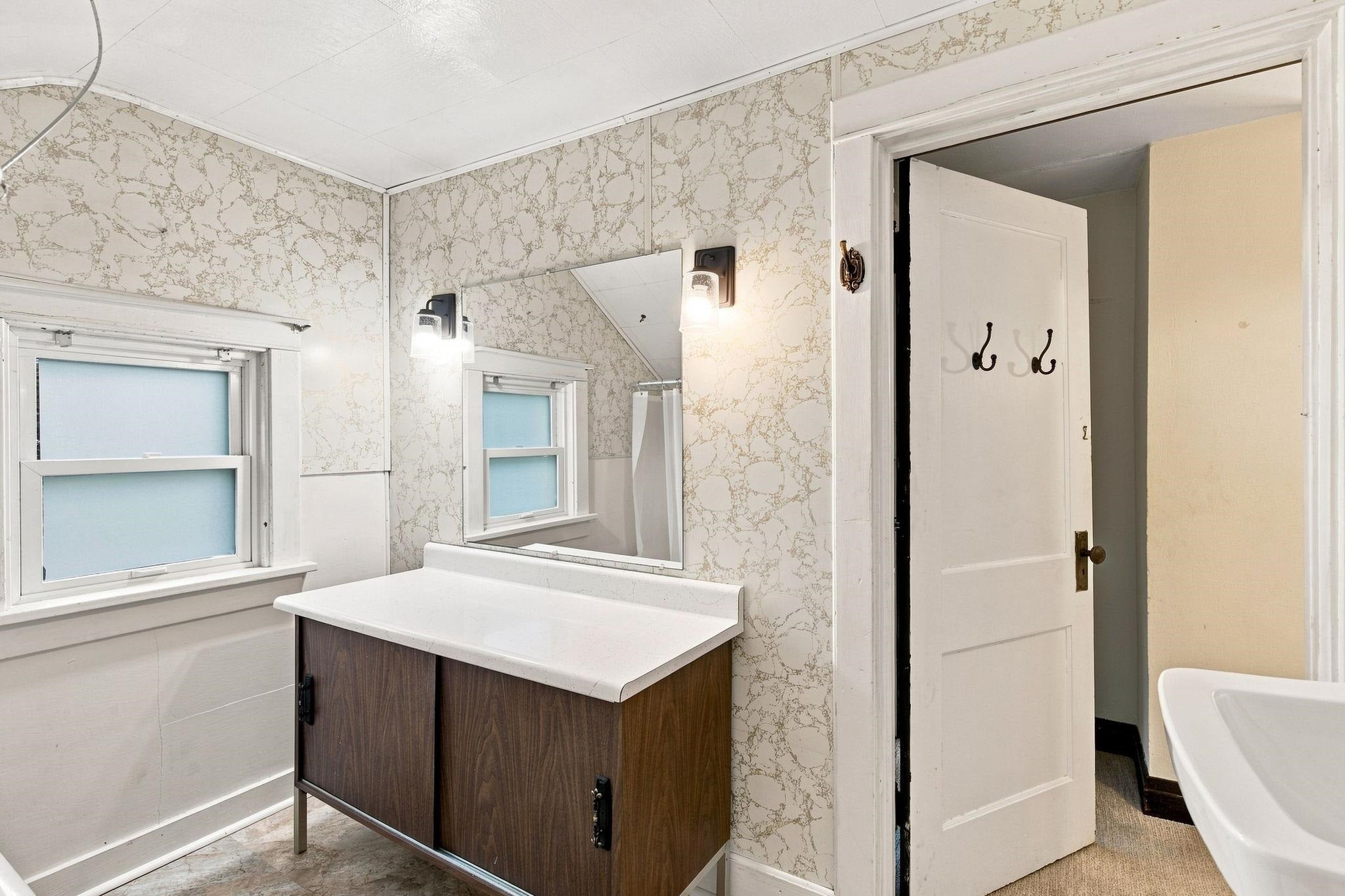 54 S Marquette Street