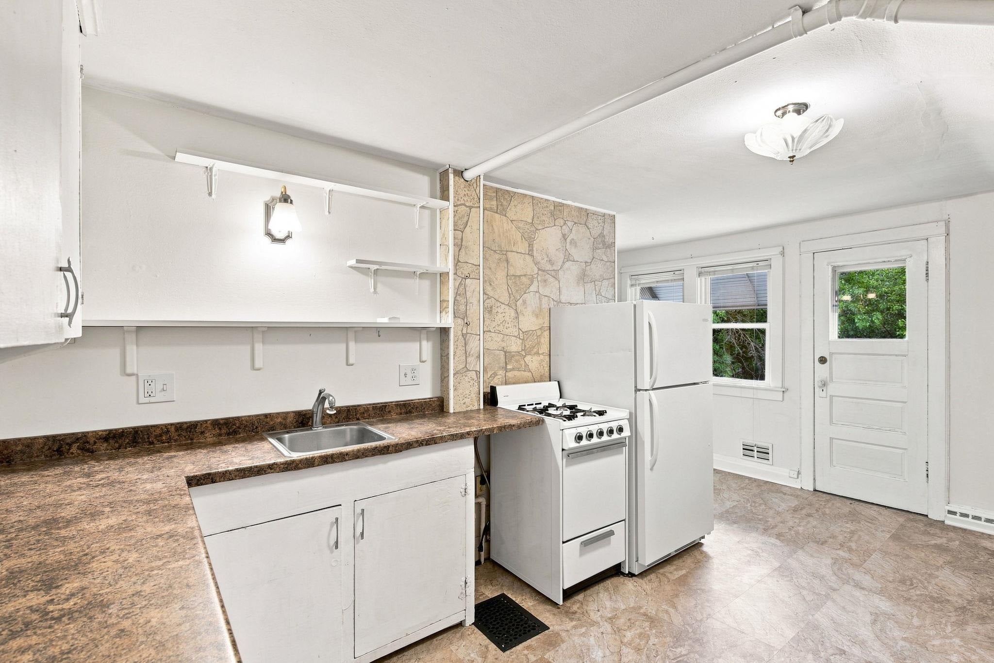 54 S Marquette Street
