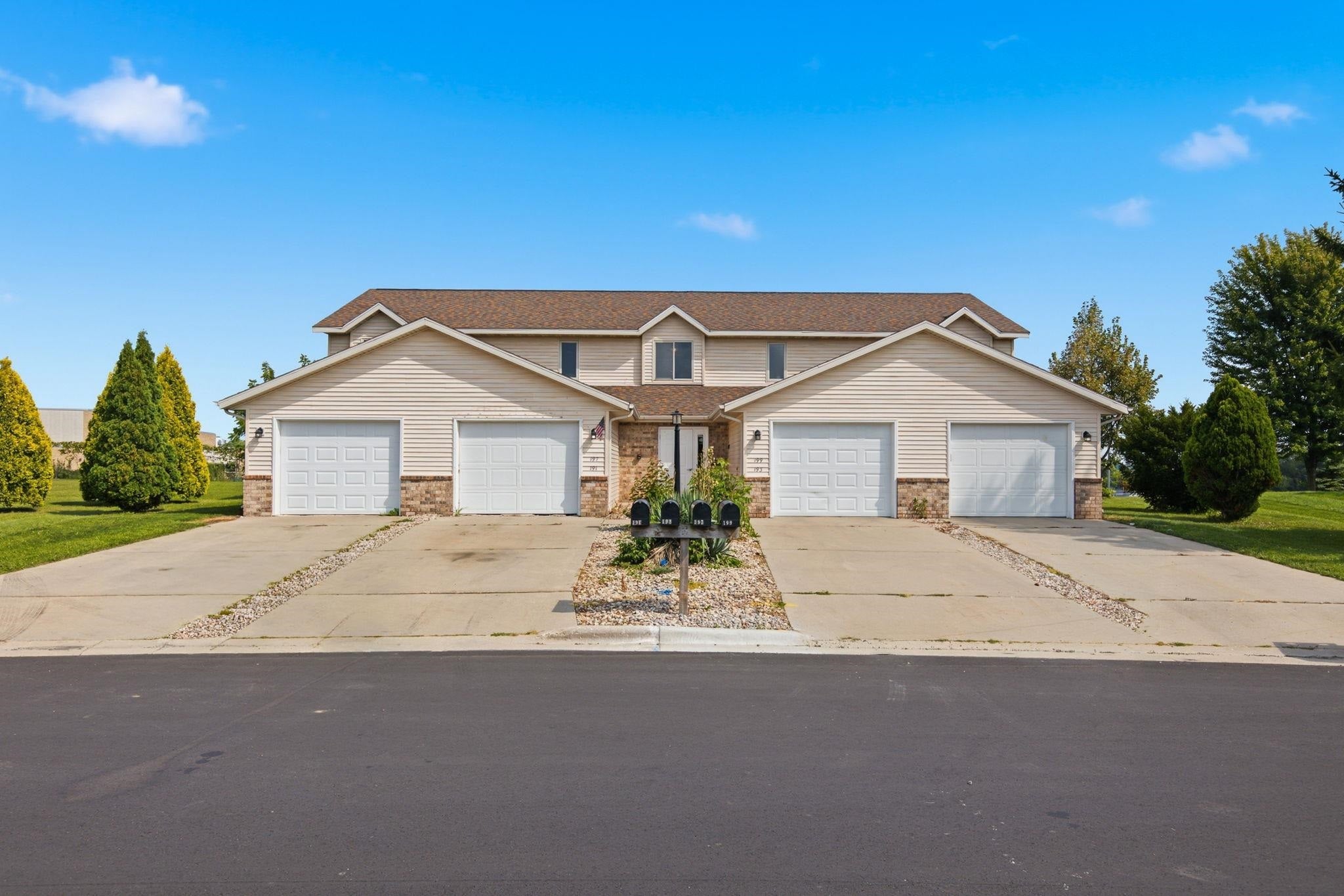 191-199 Talon Place