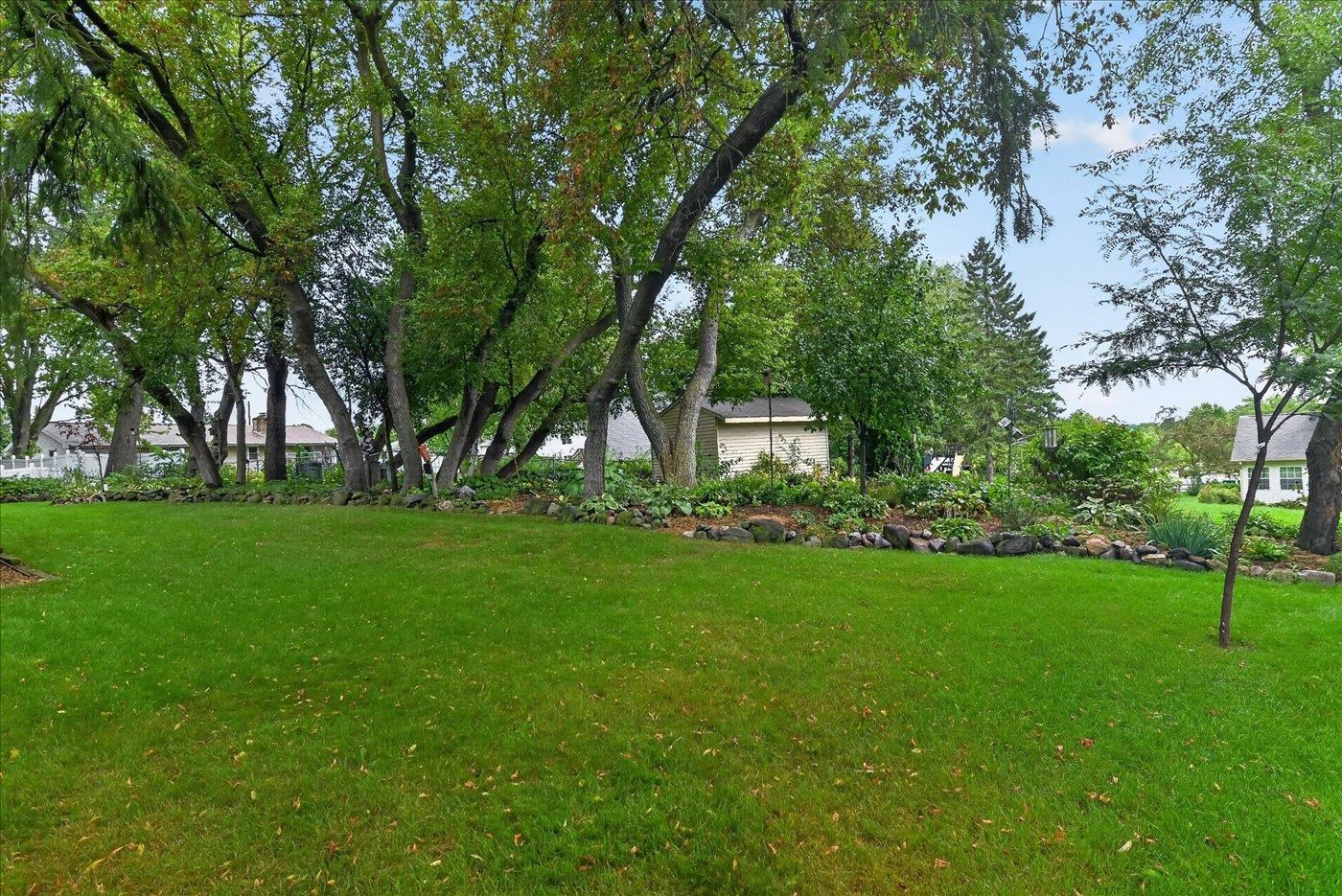 6 Fredericksburg Court