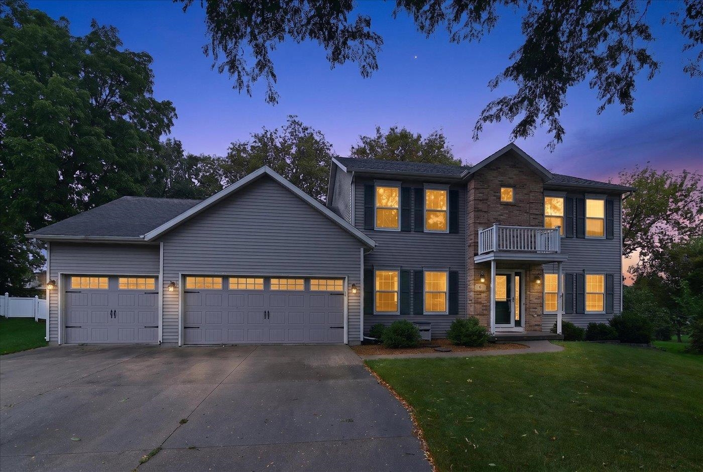 6 Fredericksburg Court