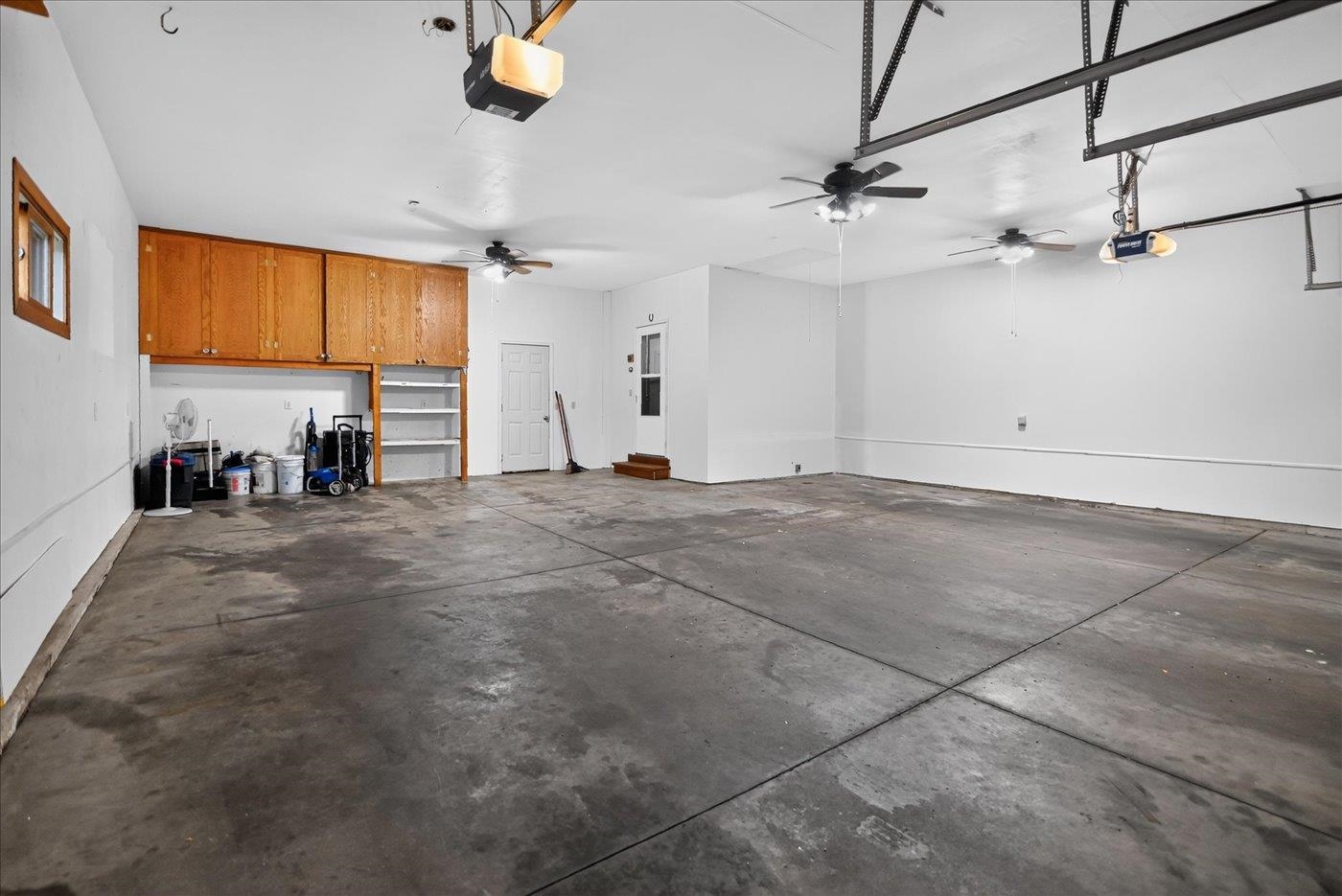 6 Fredericksburg Court