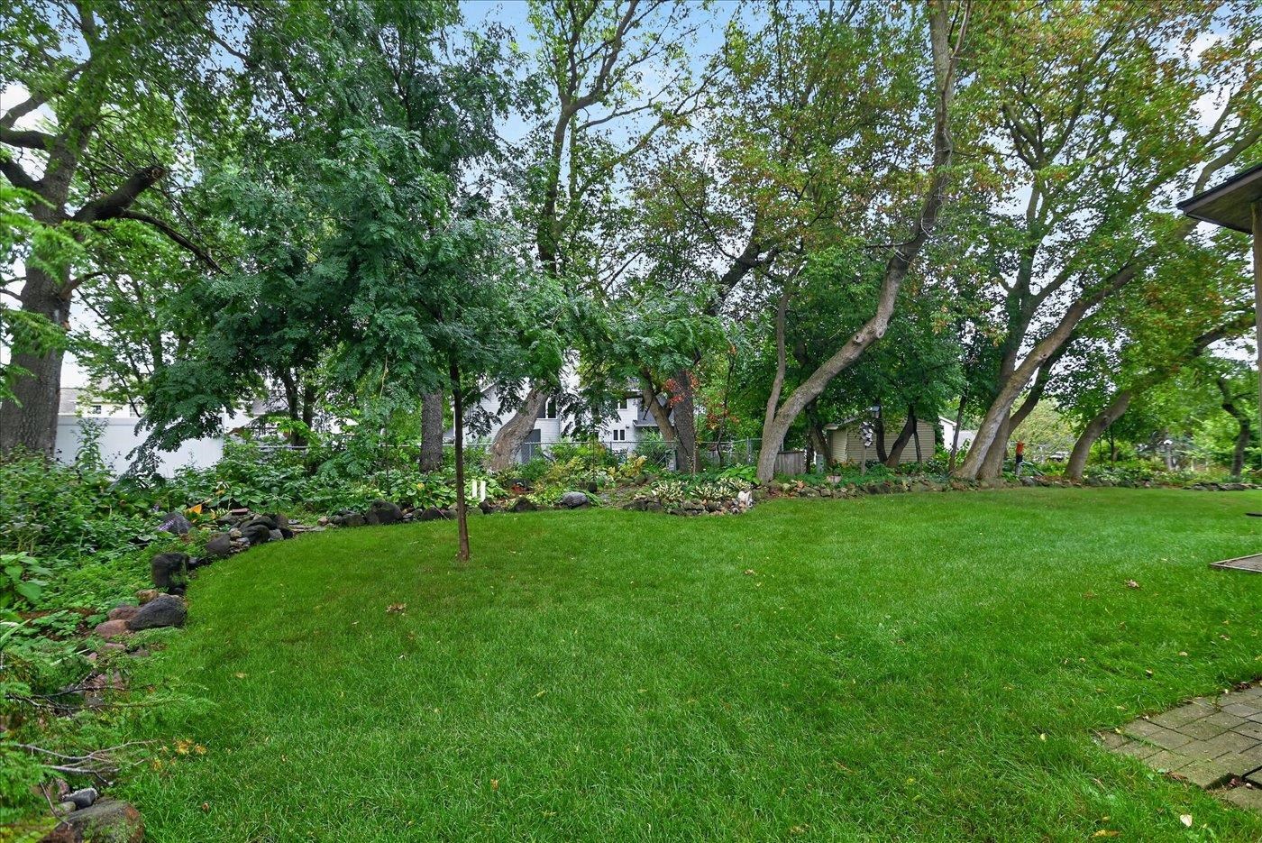 6 Fredericksburg Court