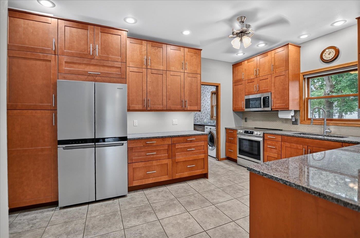 6 Fredericksburg Court