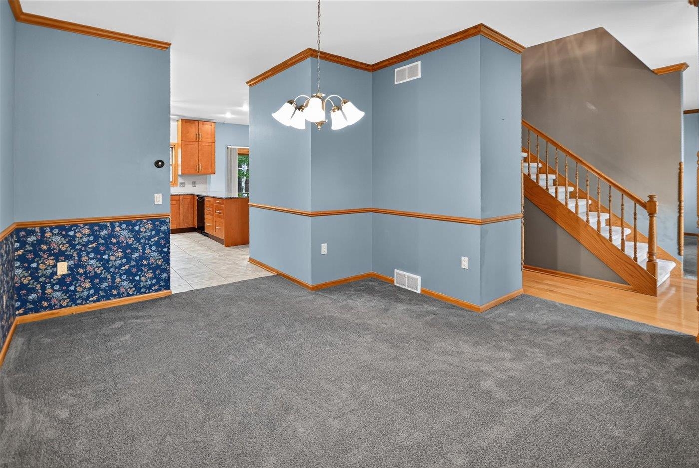 6 Fredericksburg Court