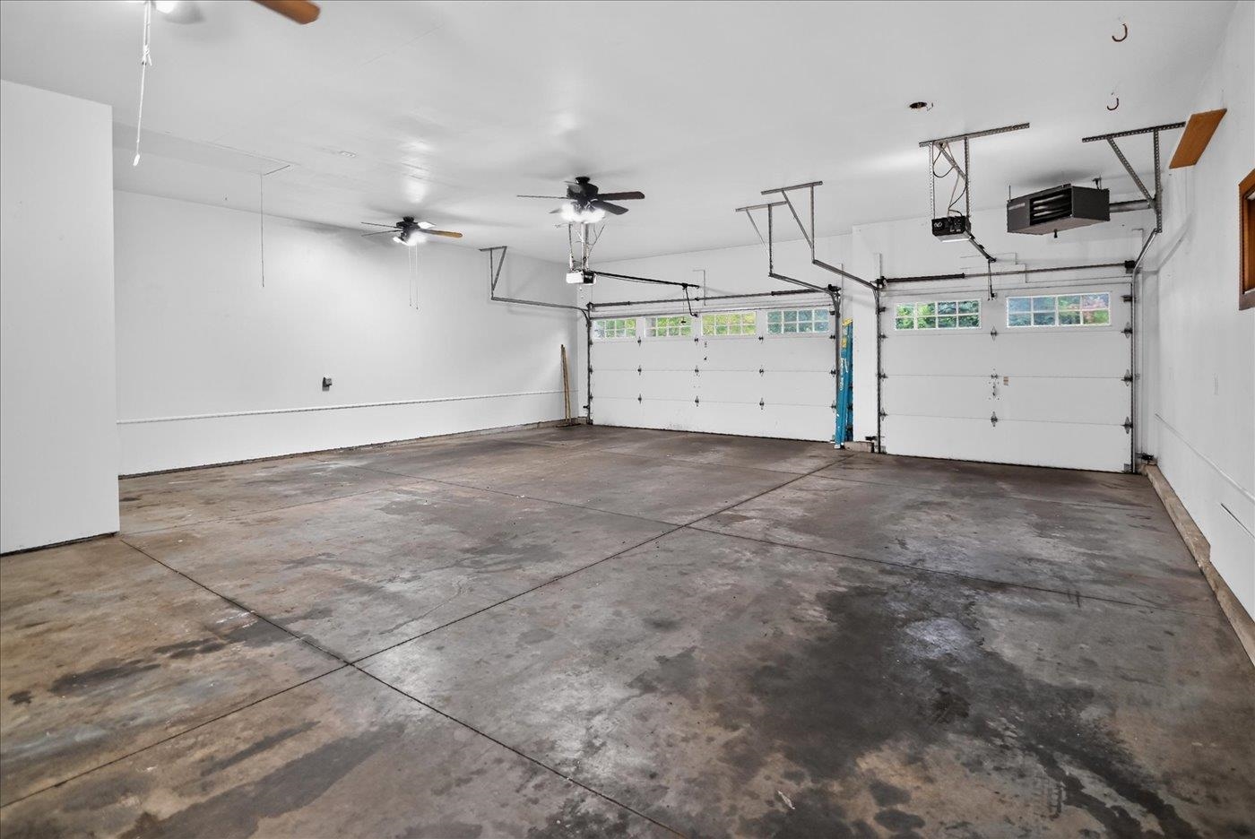 6 Fredericksburg Court