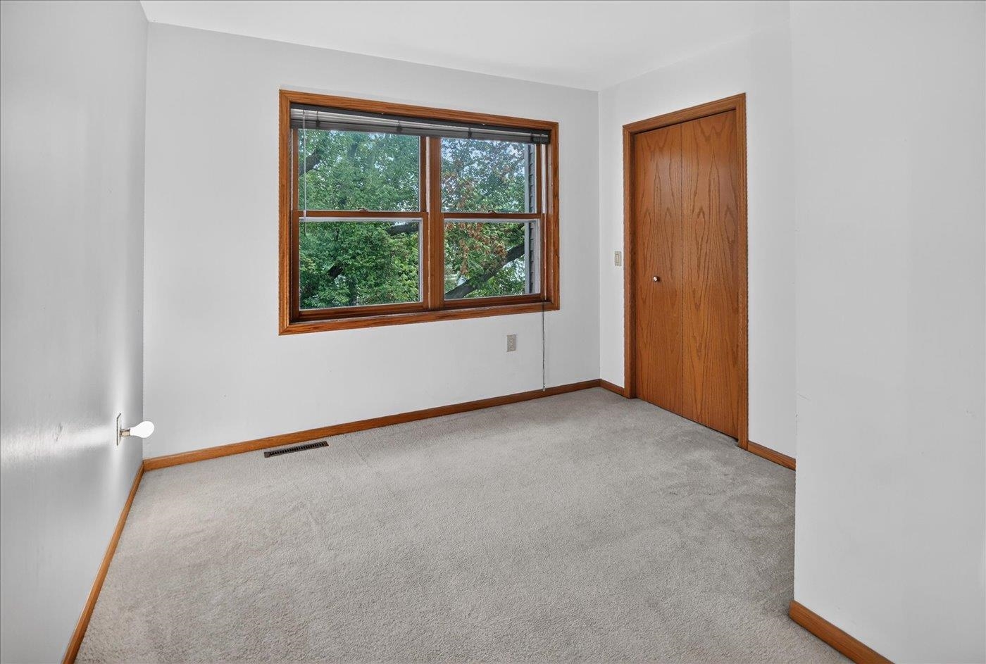 6 Fredericksburg Court