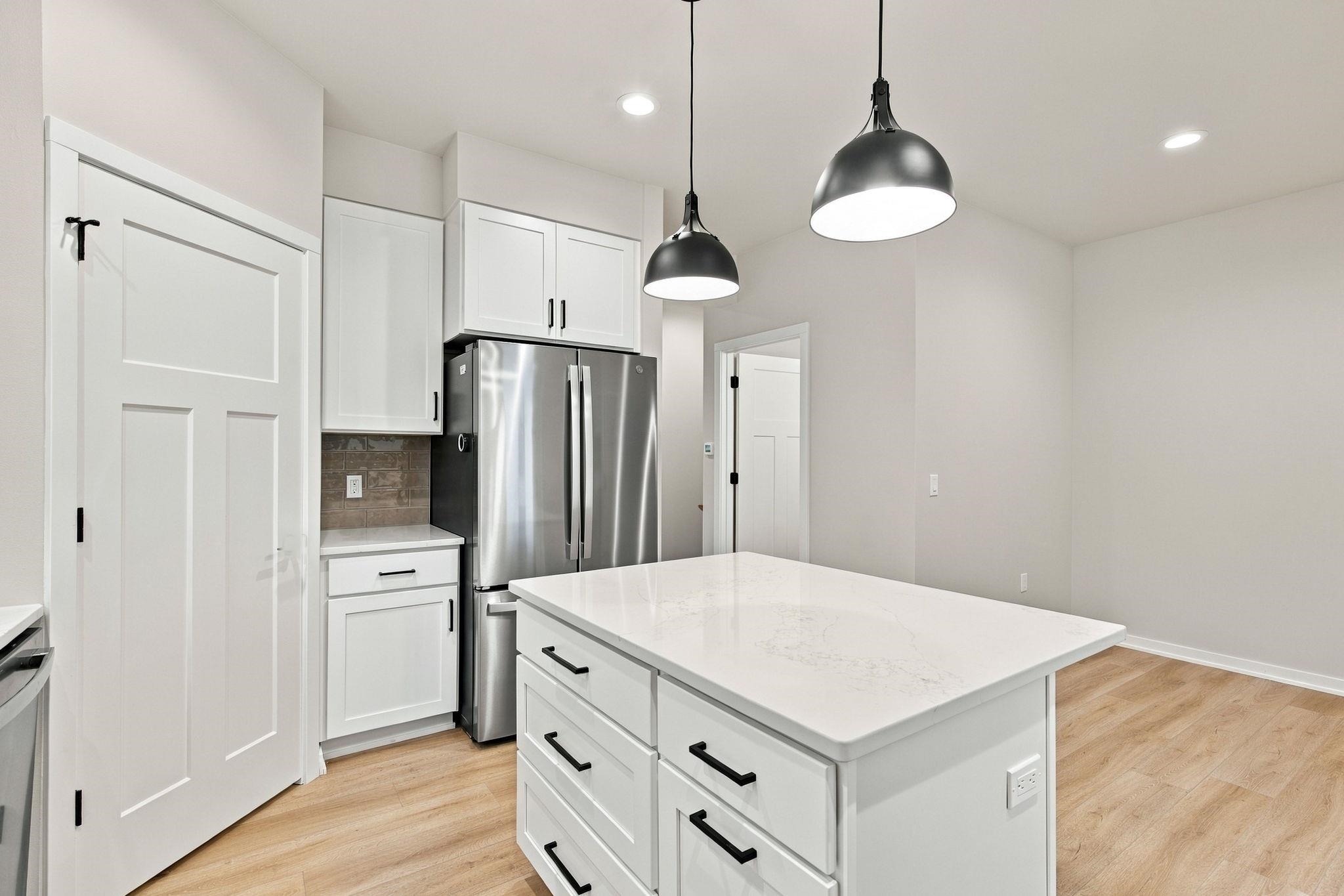 2809 Crinkle Root Drive