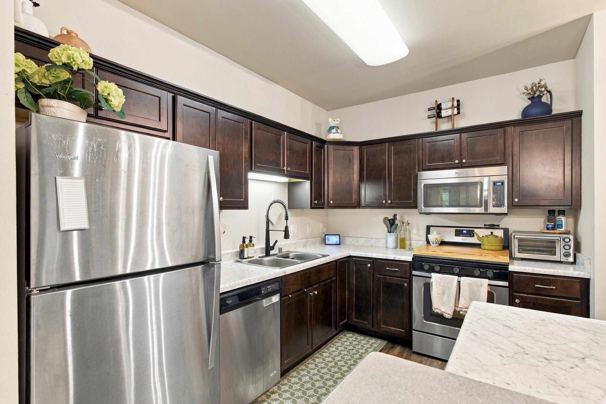 5192 Sassafras Drive Unit: 211