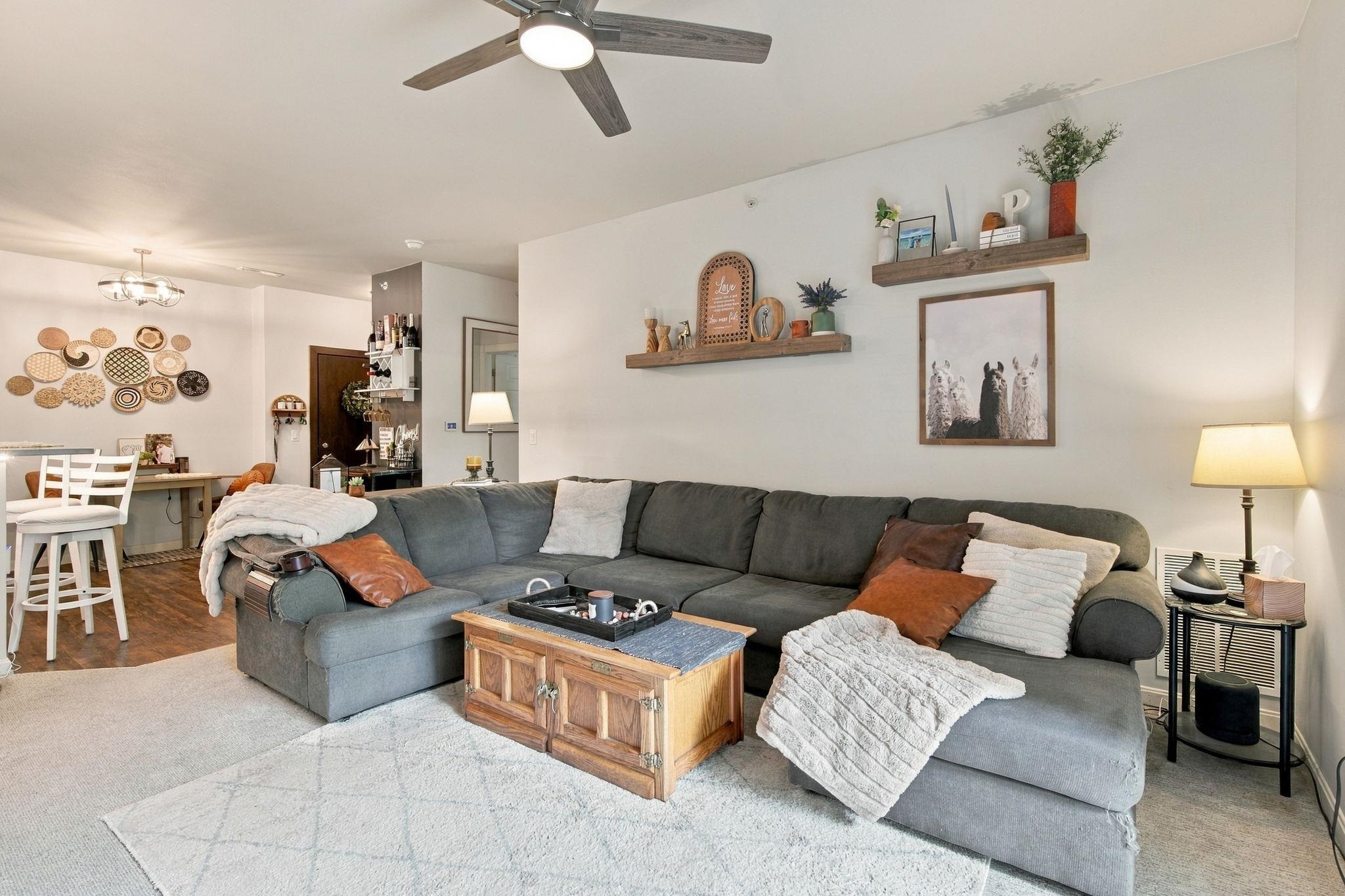 5192 Sassafras Drive Unit: 211