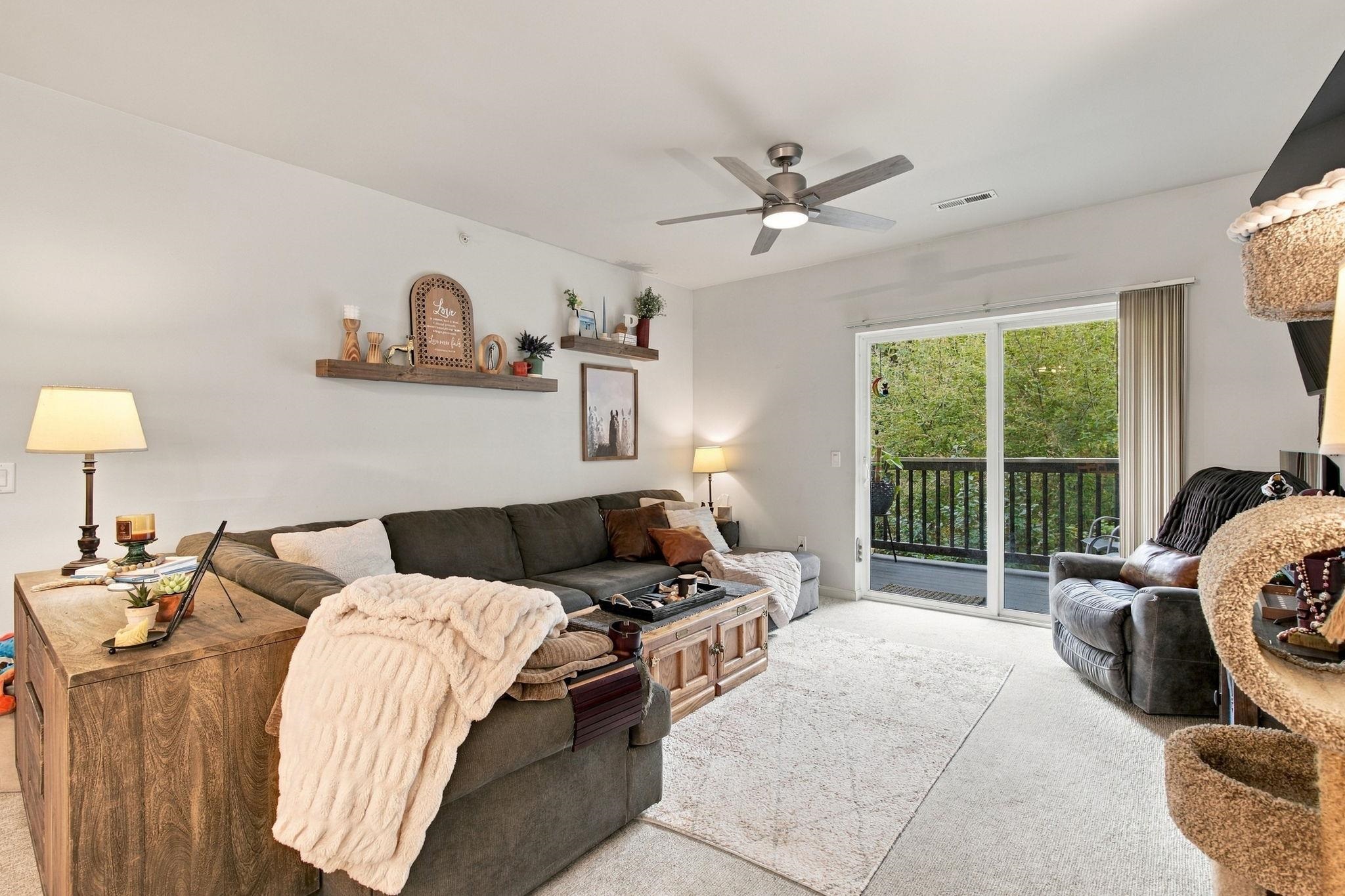 5192 Sassafras Drive Unit: 211
