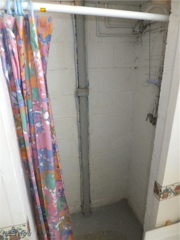 6487 Lawnwood Avenue