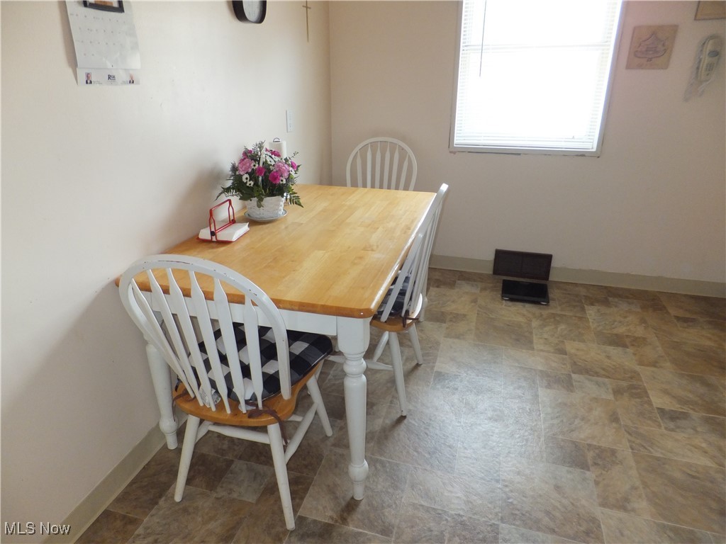 6487 Lawnwood Avenue