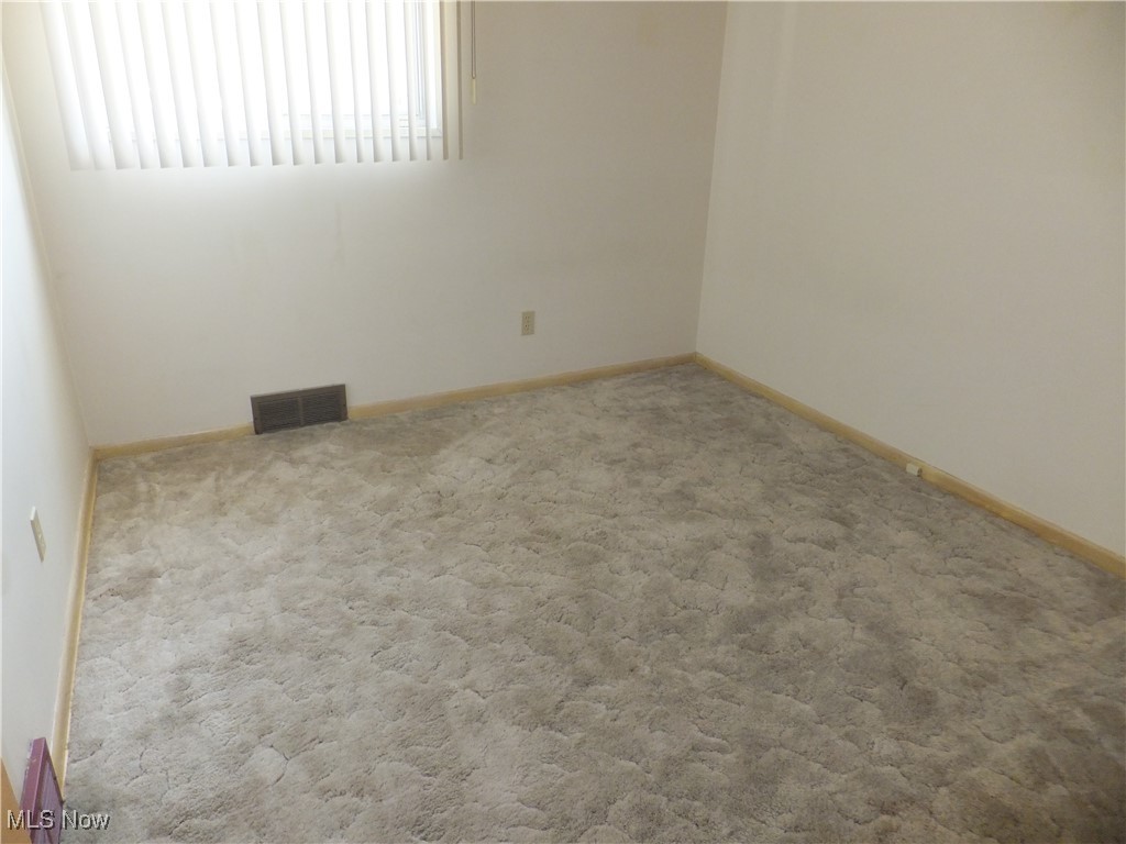 6487 Lawnwood Avenue