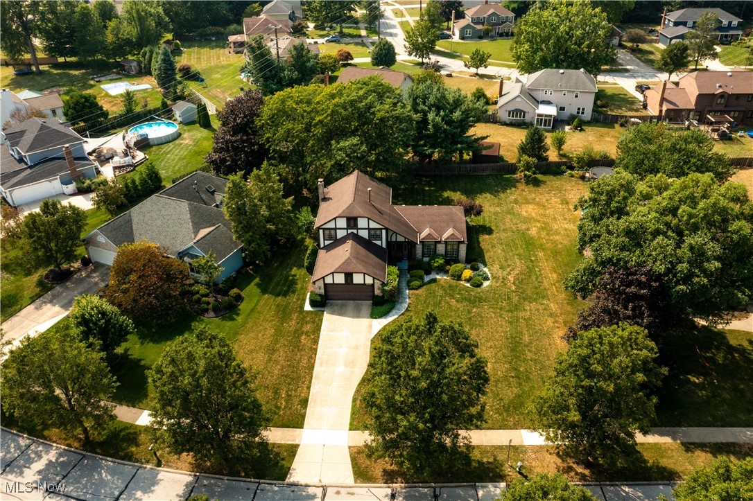 28152 Sherwood Drive