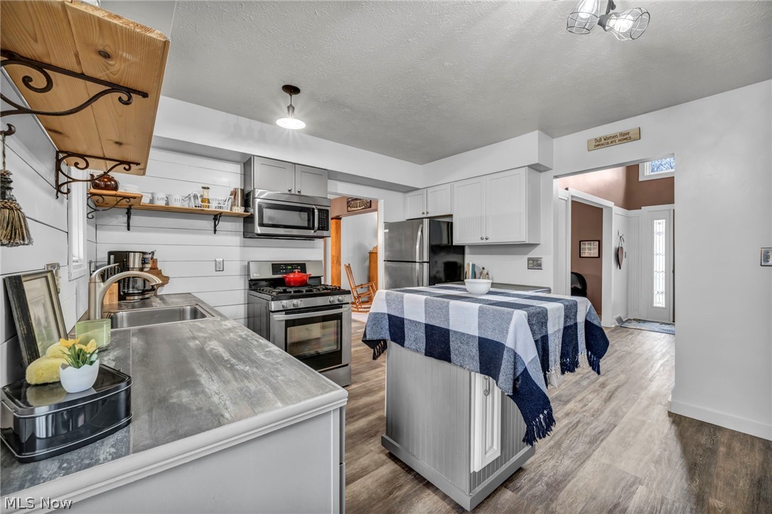 16524 Timberline Drive