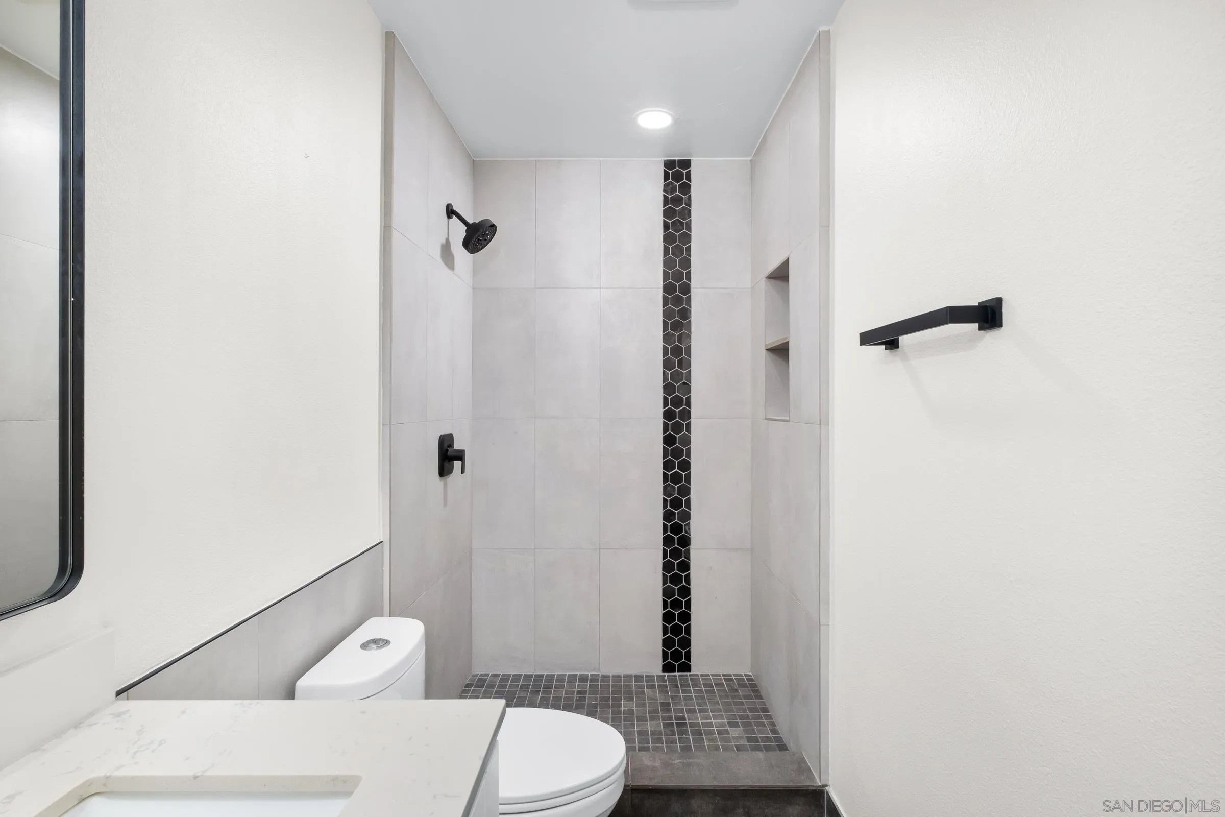 6069 Rancho Mission Road Unit 105
